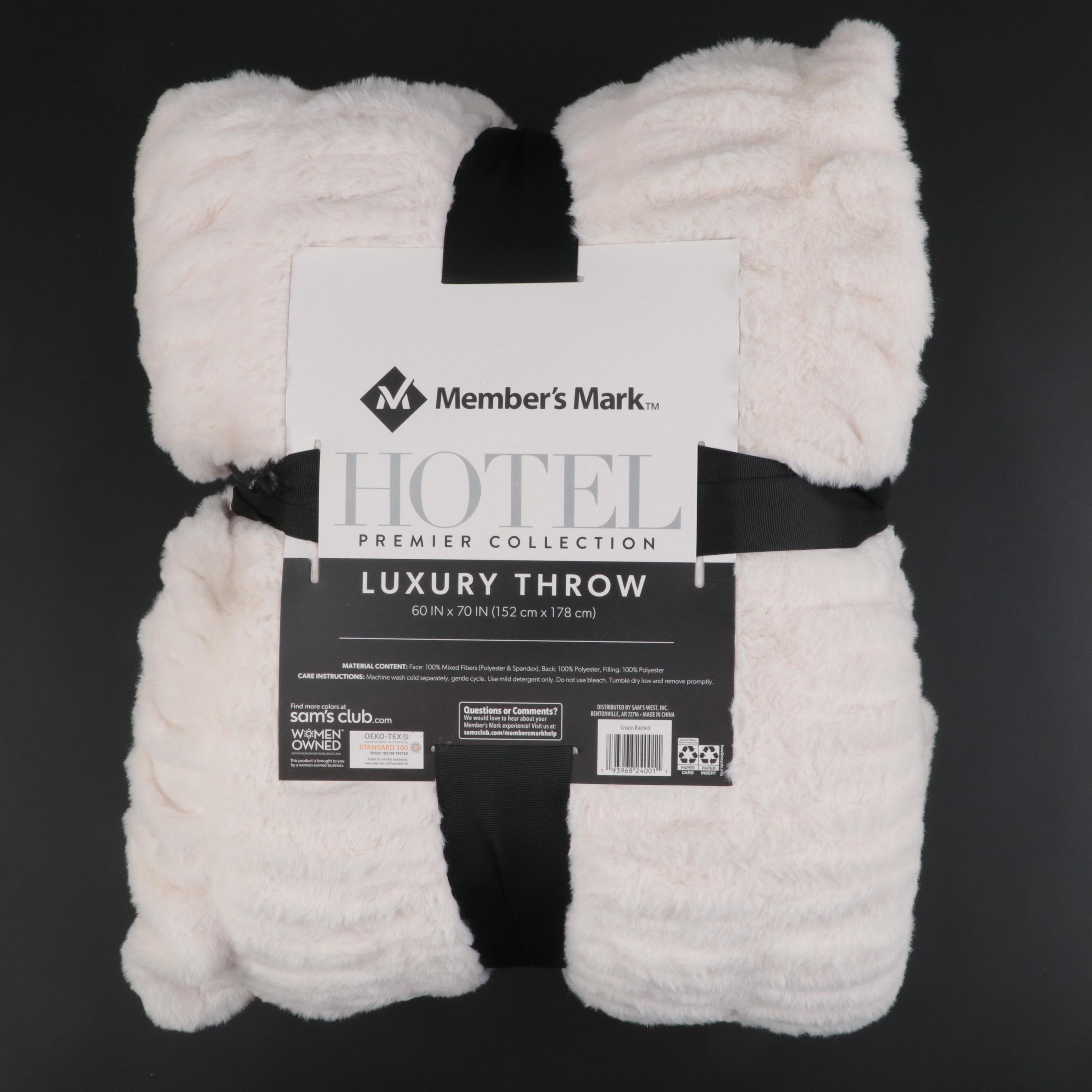 Member's Mark Hotel Premier Collection Luxury Throw in Ruched Cream