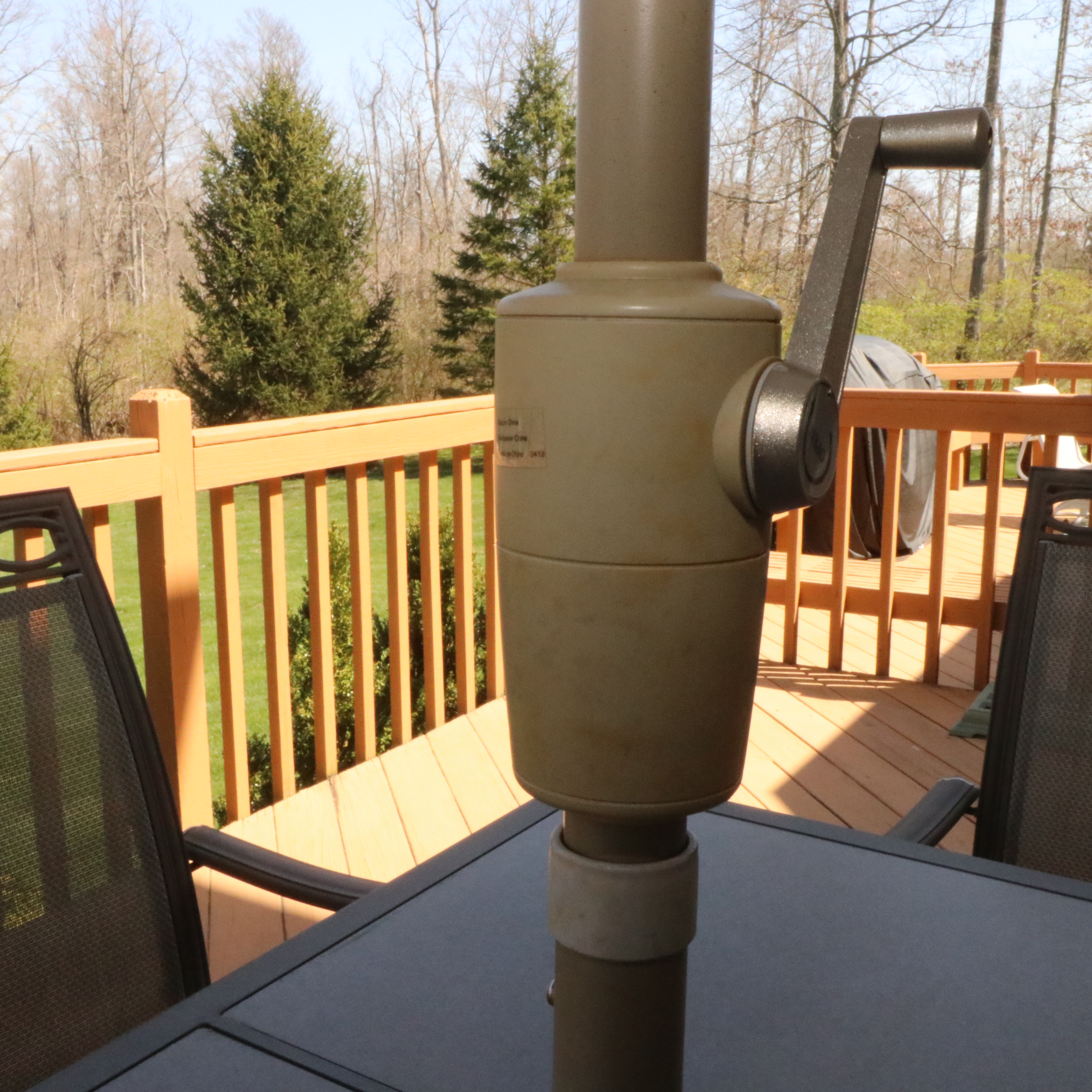 Cast Aluminum Outdoor Dining Set with Sling Mesh Seating, Umbrella and Area Rug