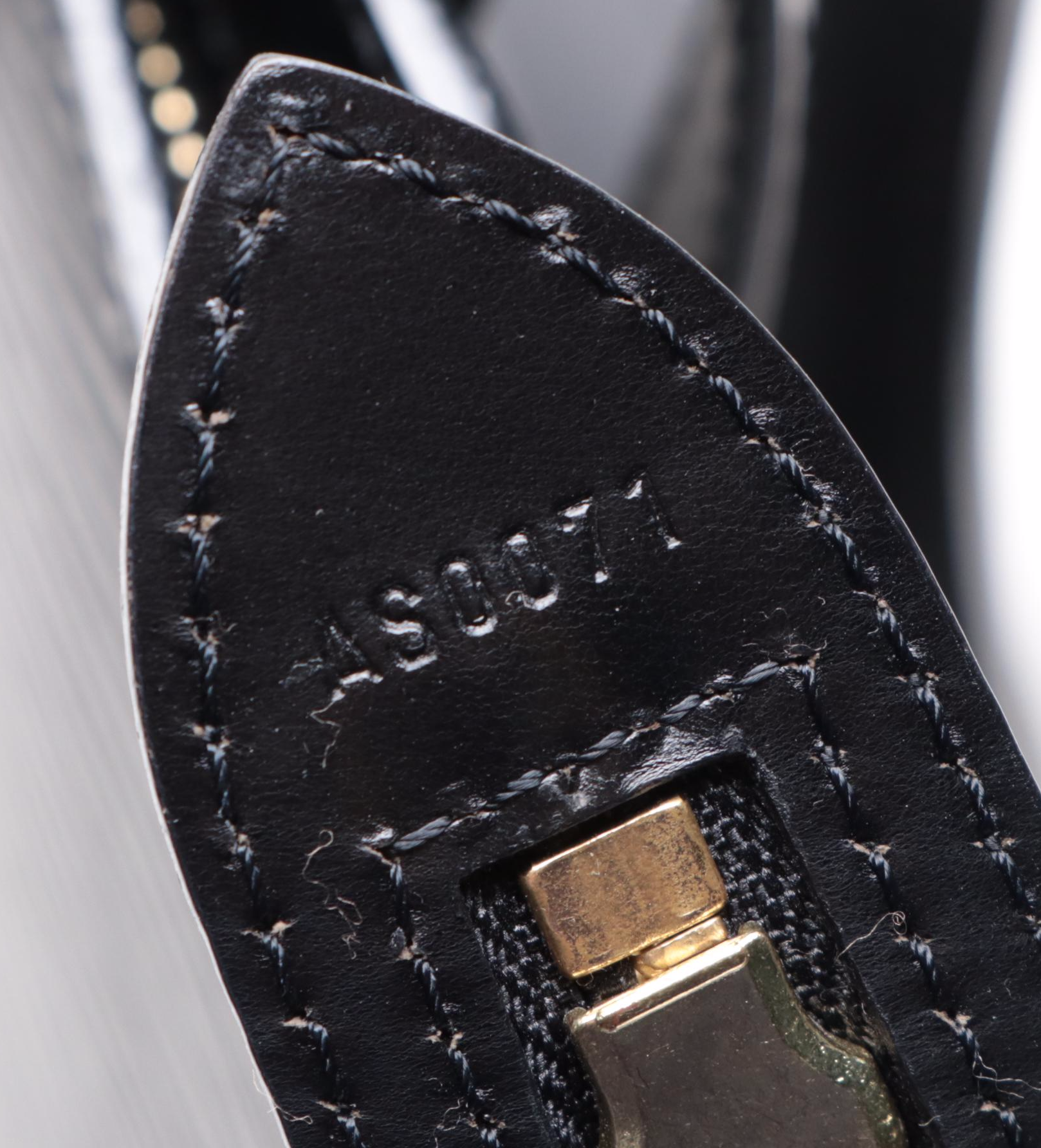 Louis Vuitton Saint Jacques PM Bag in Black Epi Leather