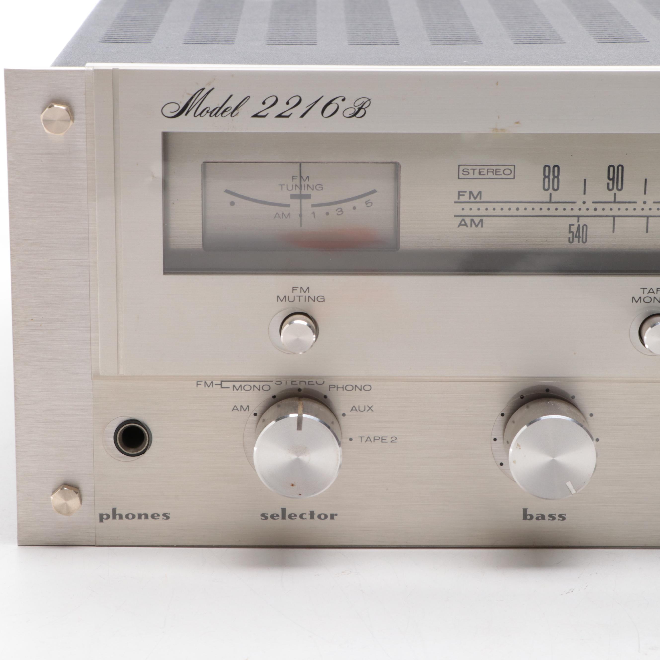 Marantz Model 2216 B Silver Face Stereophonic Receiver, Circa 1980