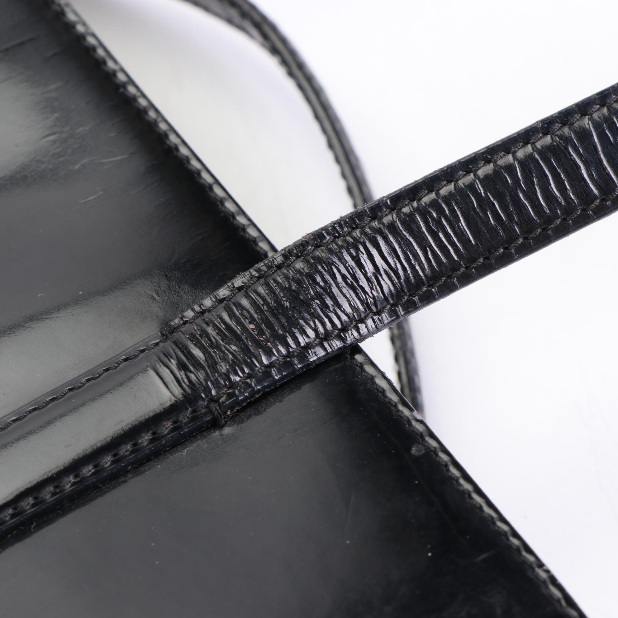 Prada Shoulder Bag in Spazzolato Leather