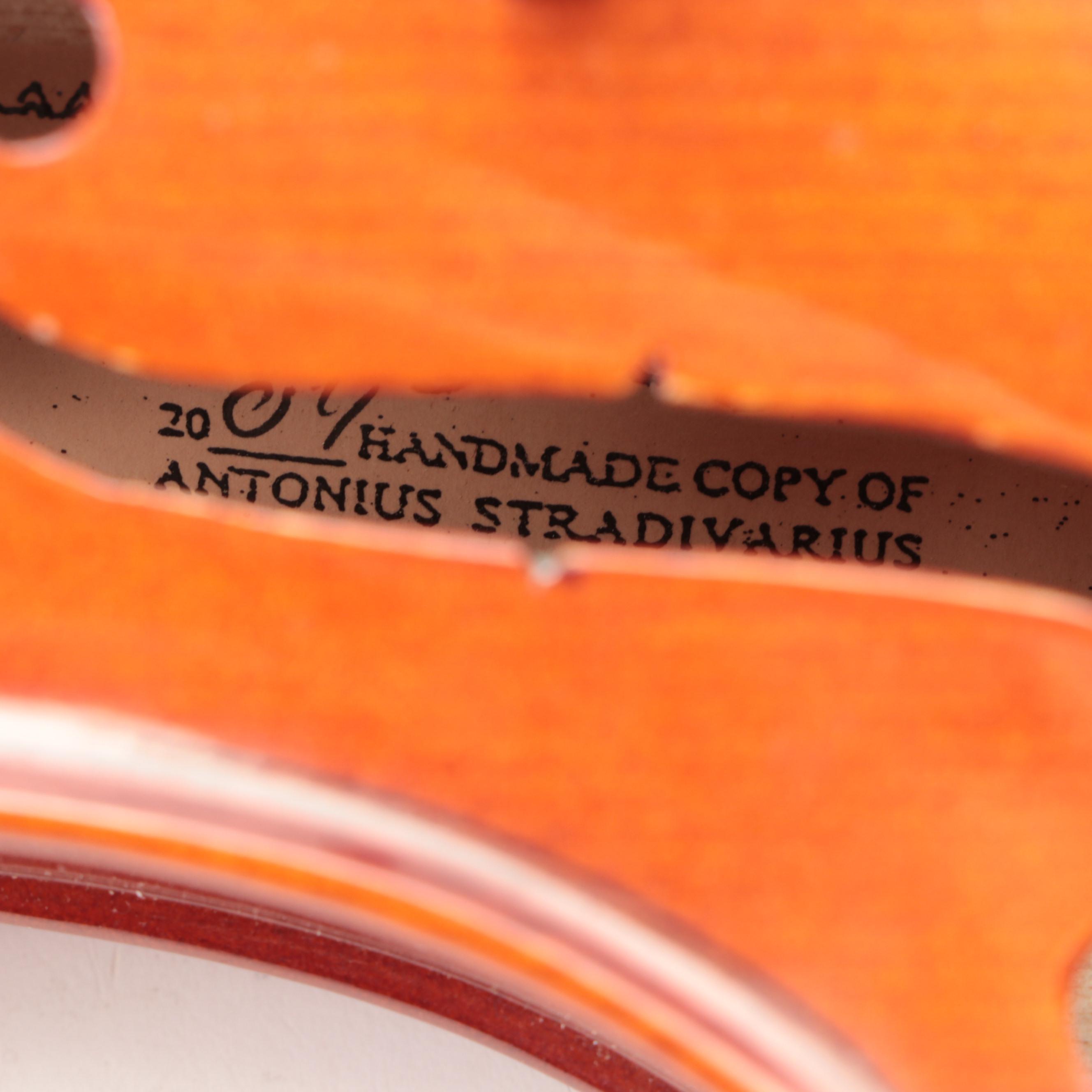 Erich Pfretzschner Stradivarius Replica 4/4 Violin with Bow and Case