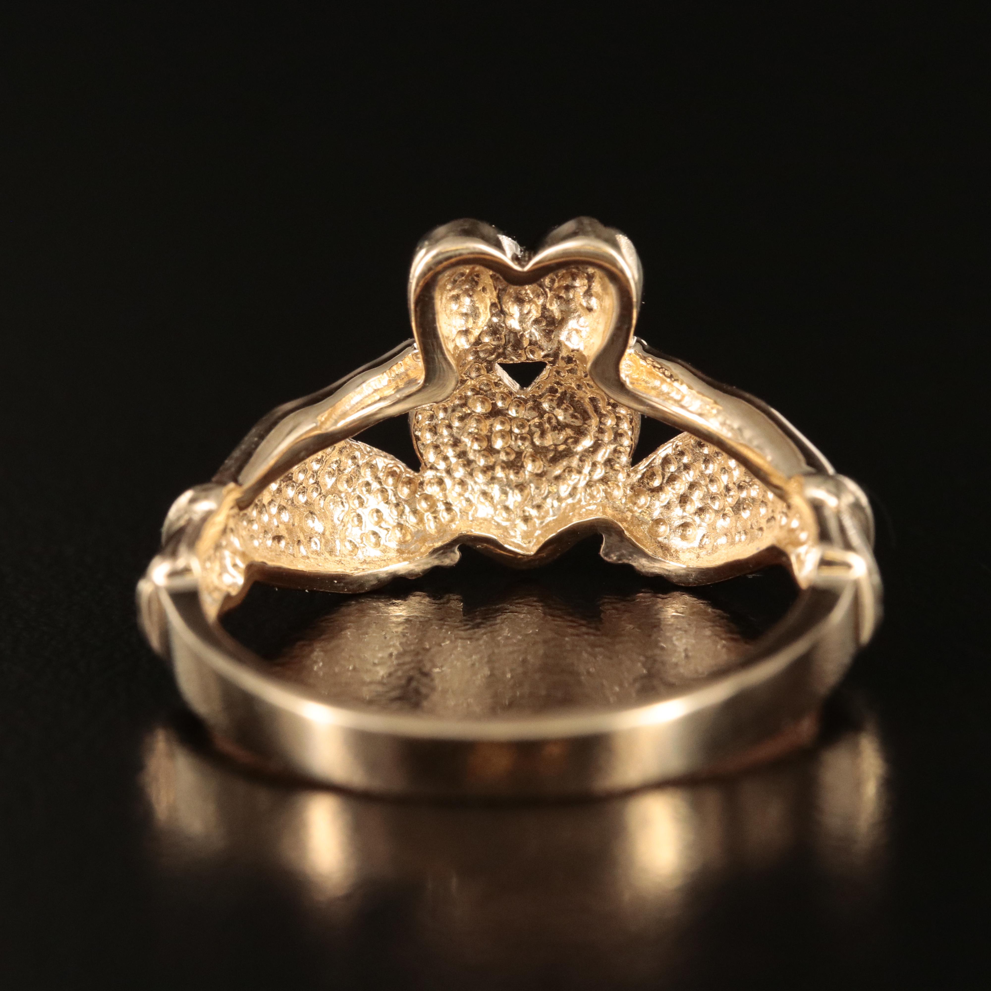 10K Claddagh Ring