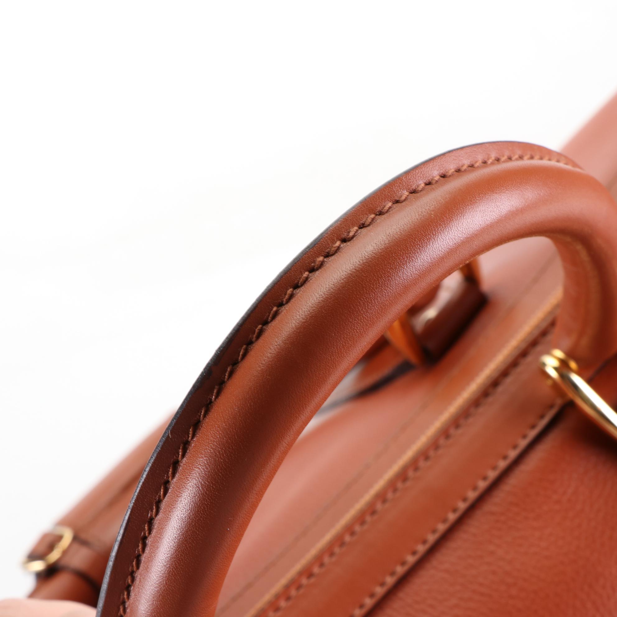 Gucci Locking Weekender Duffle Bag in Leather