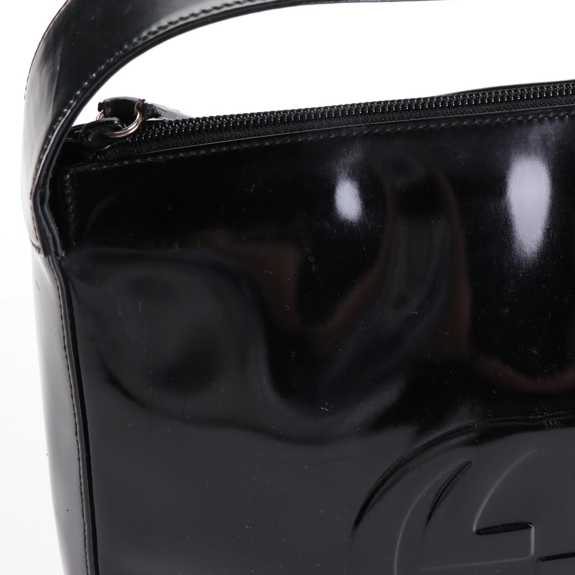 Gucci Glazed Leather Shoulder Bag in Interlocking GG Logo