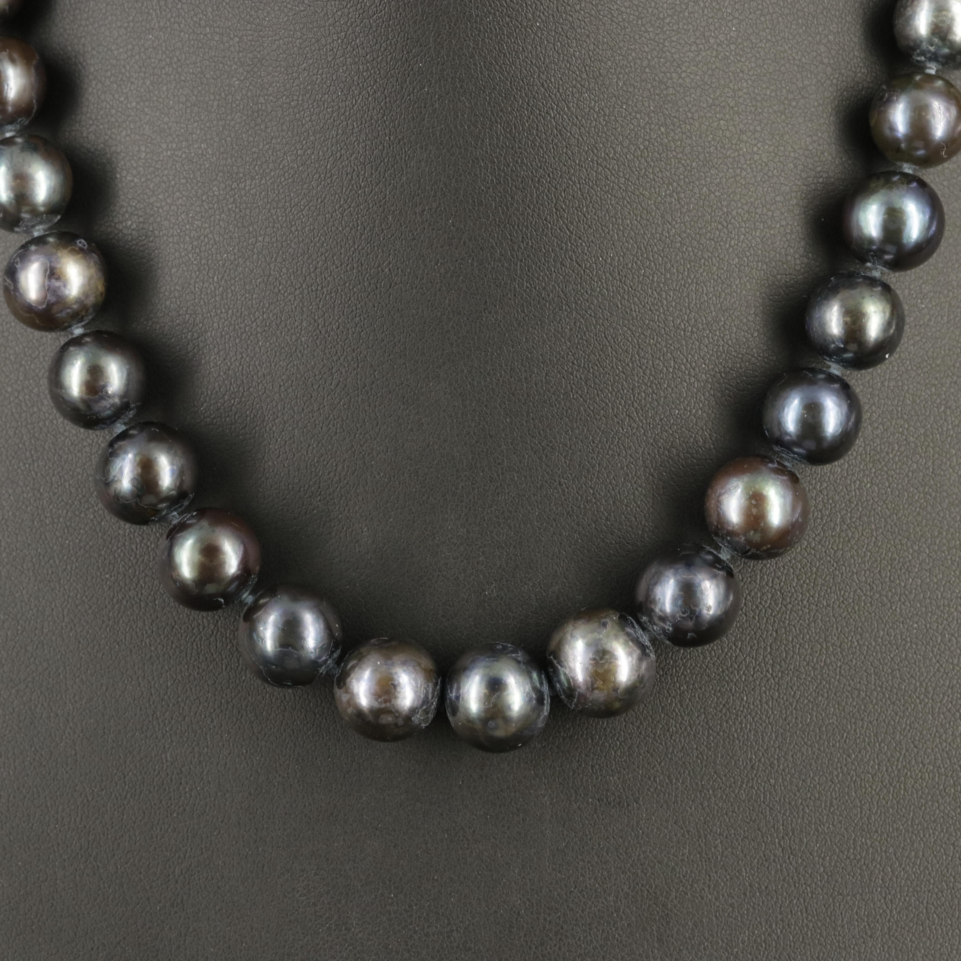 Pearl Necklace with 14K Clasp