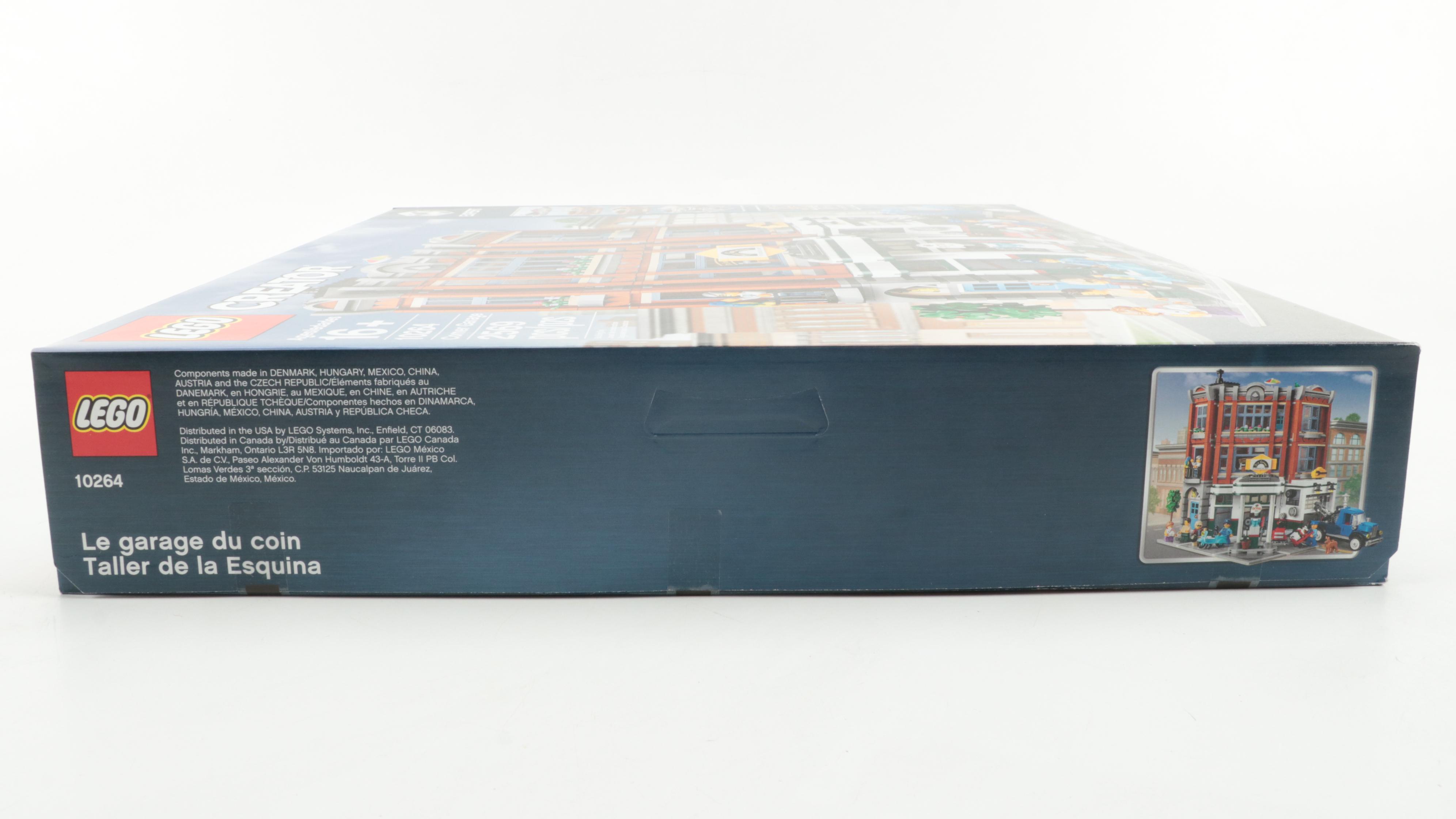 LEGO Corner Garage Set