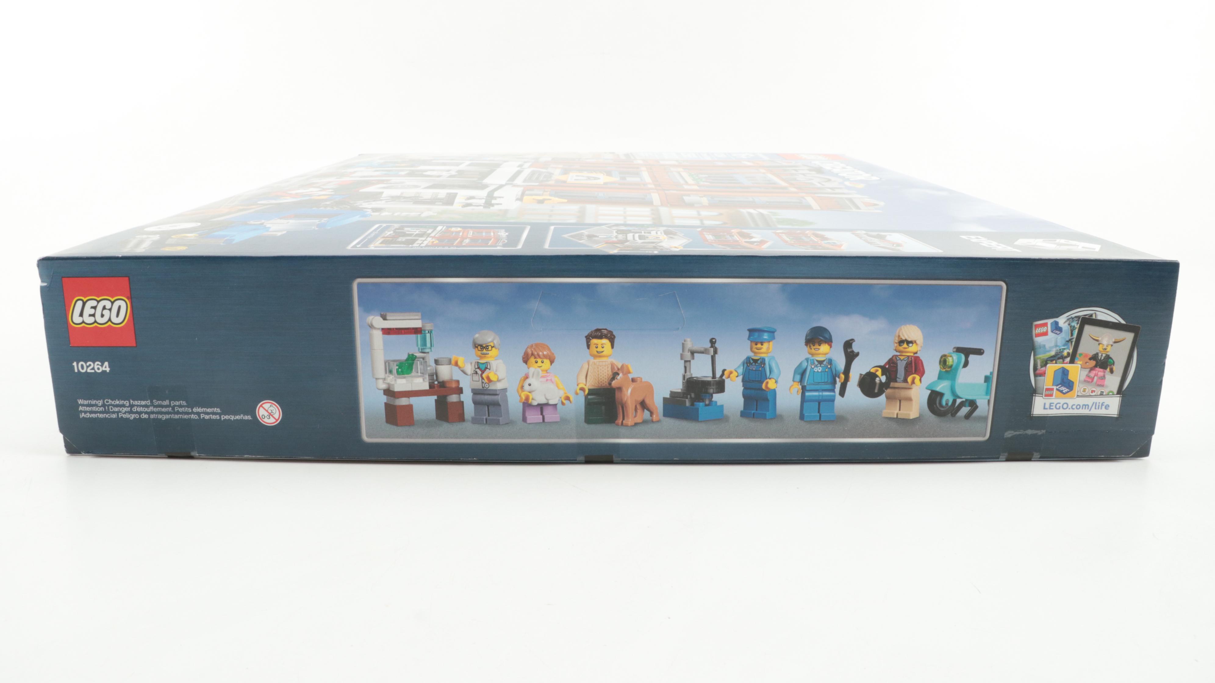 LEGO Corner Garage Set