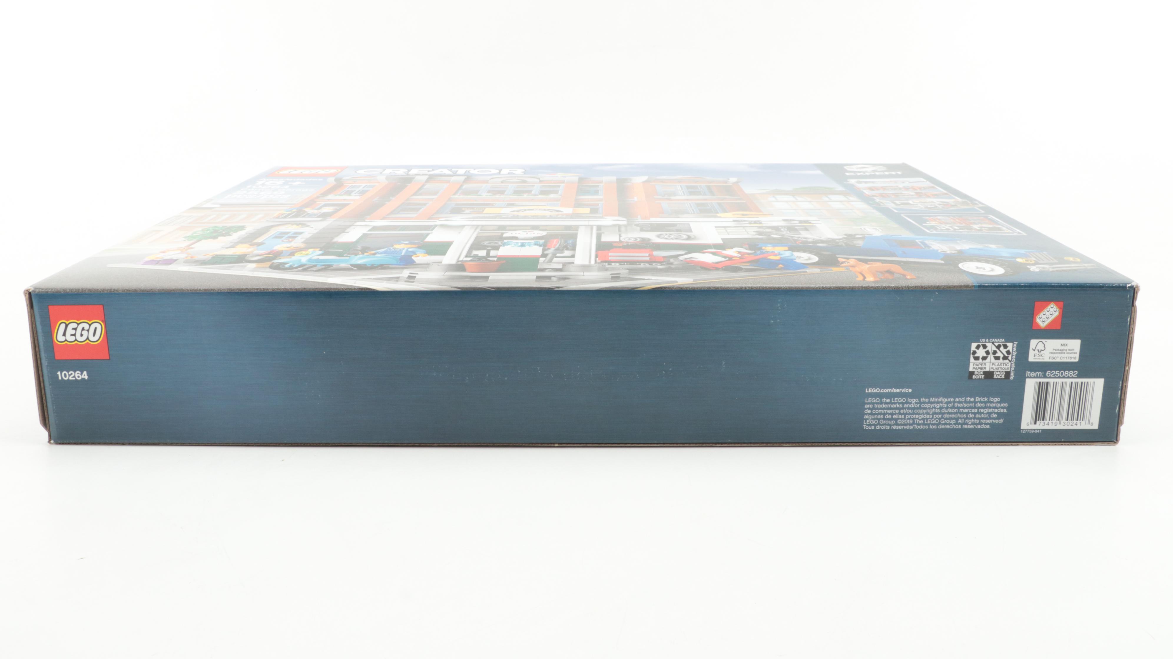 LEGO Corner Garage Set