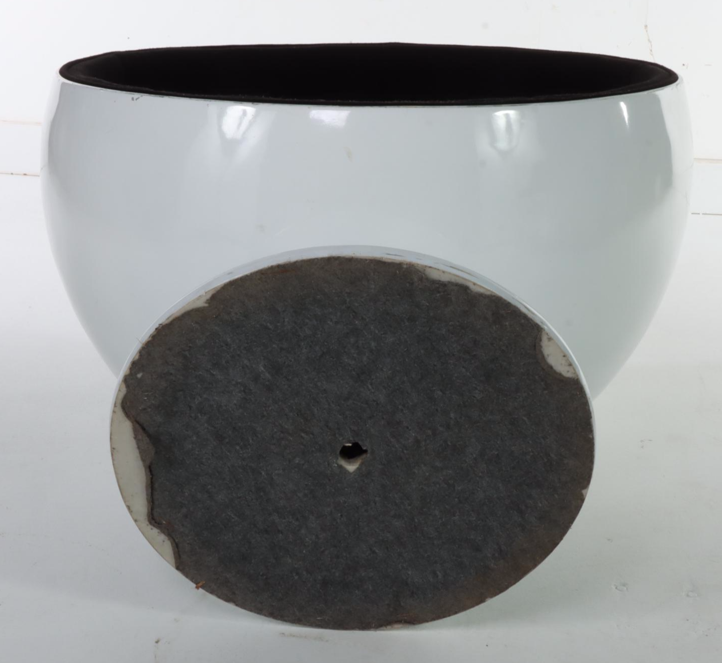 Postmodern Swivel Ball Chair after Eero Aarnio