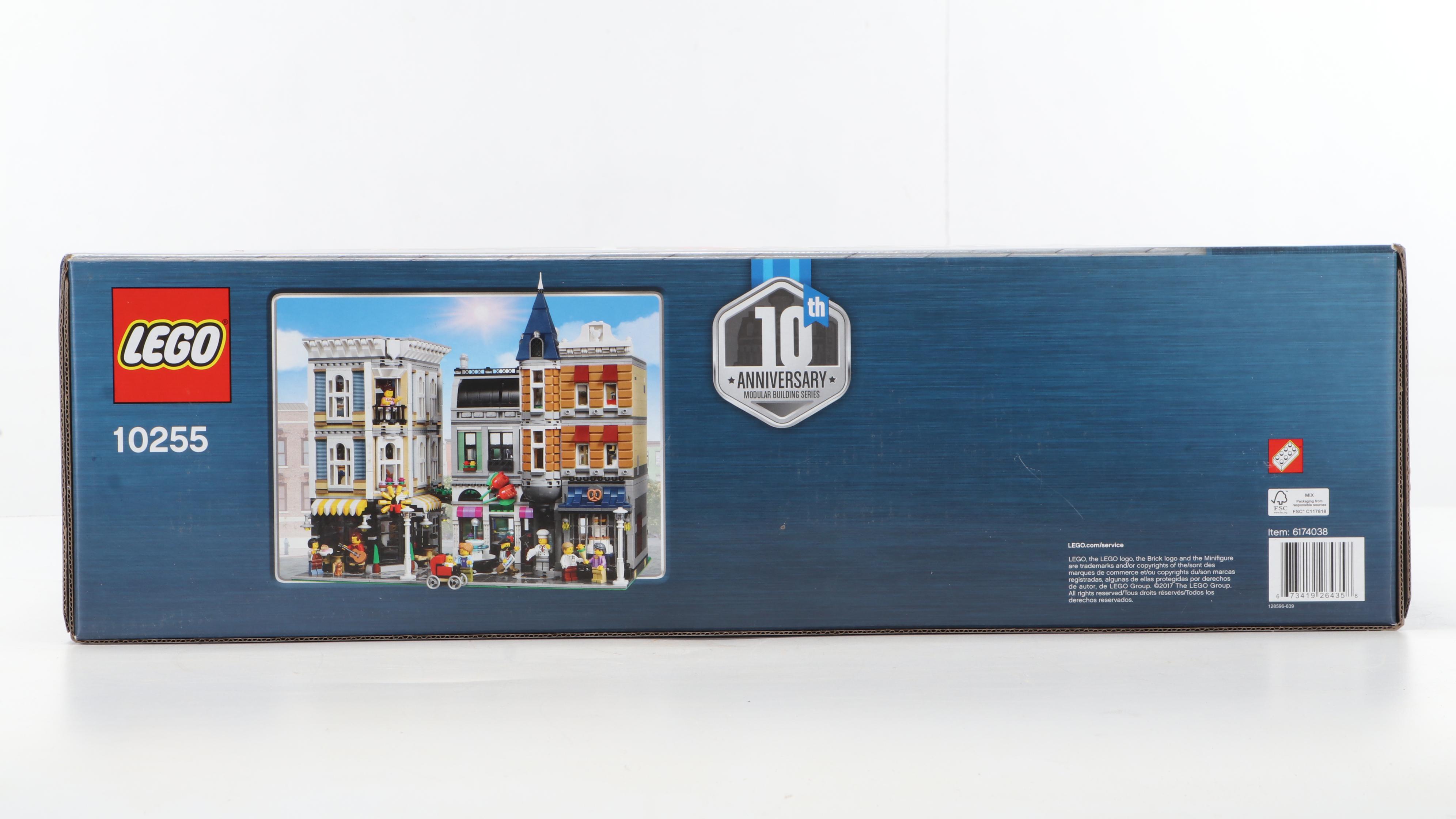 LEGO Creator "Assembly Square" With Characters