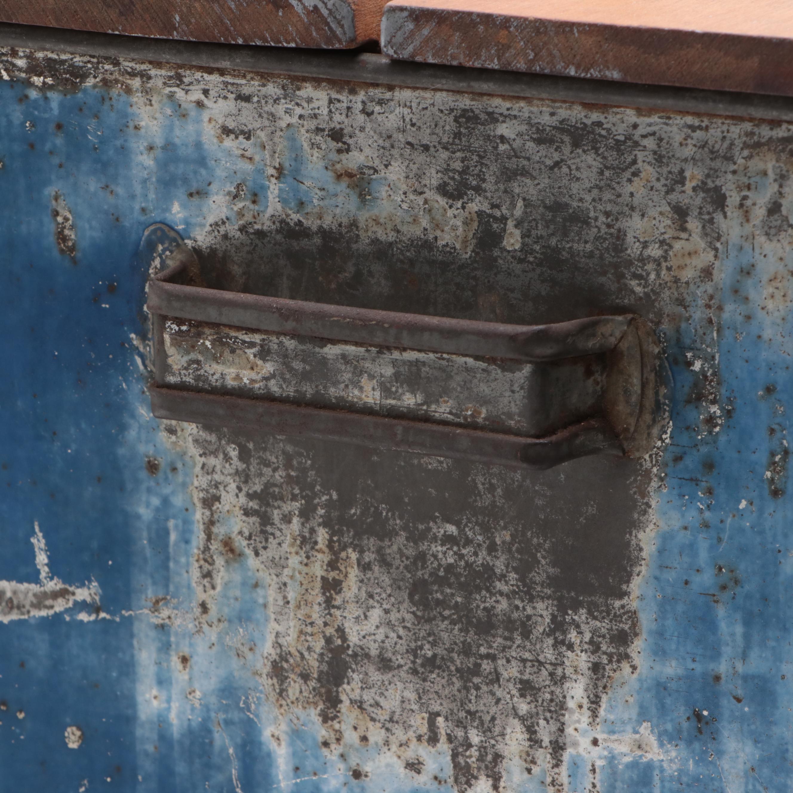 Dazey Model 430B Footed Butter Churn, Early 20th Century