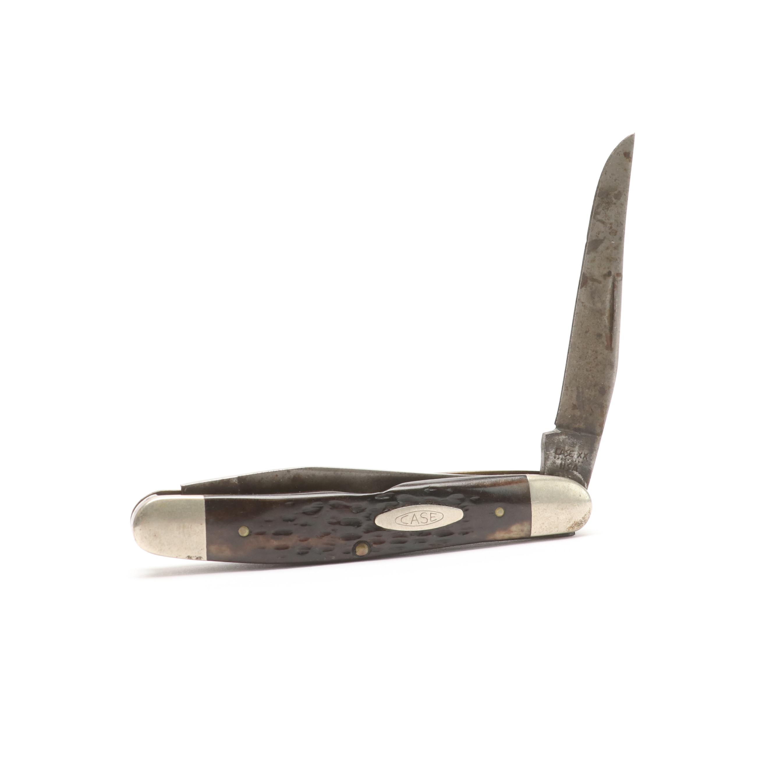 Case Folding Knife Collection with Storage Case, Mid/Late 20th and 21st C