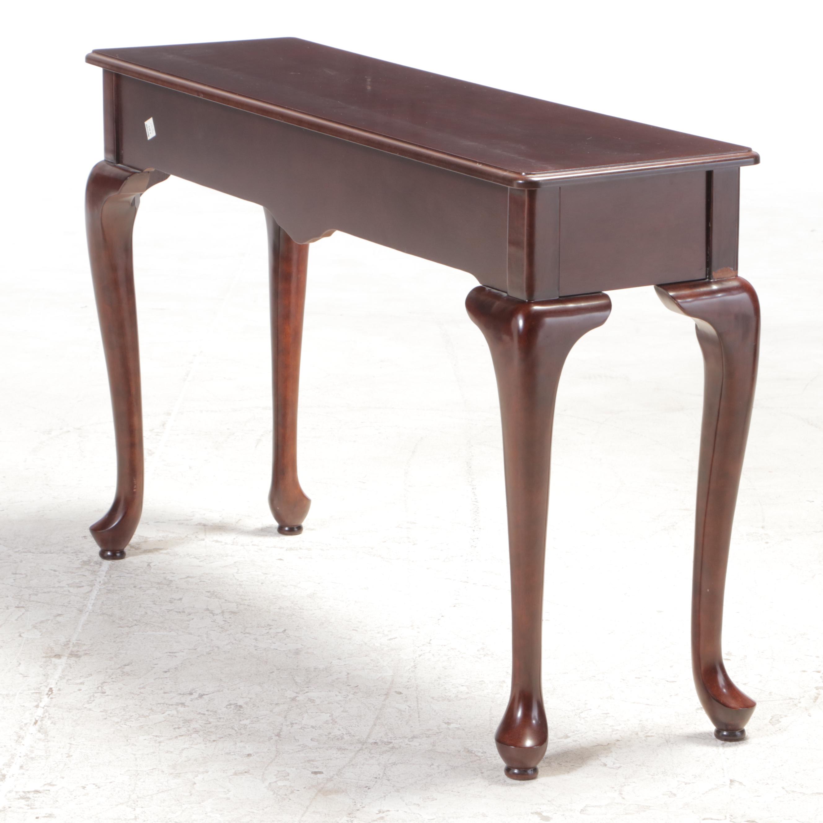 The Bombay Company Queen Anne Style Mahogany-Stained Sofa Table