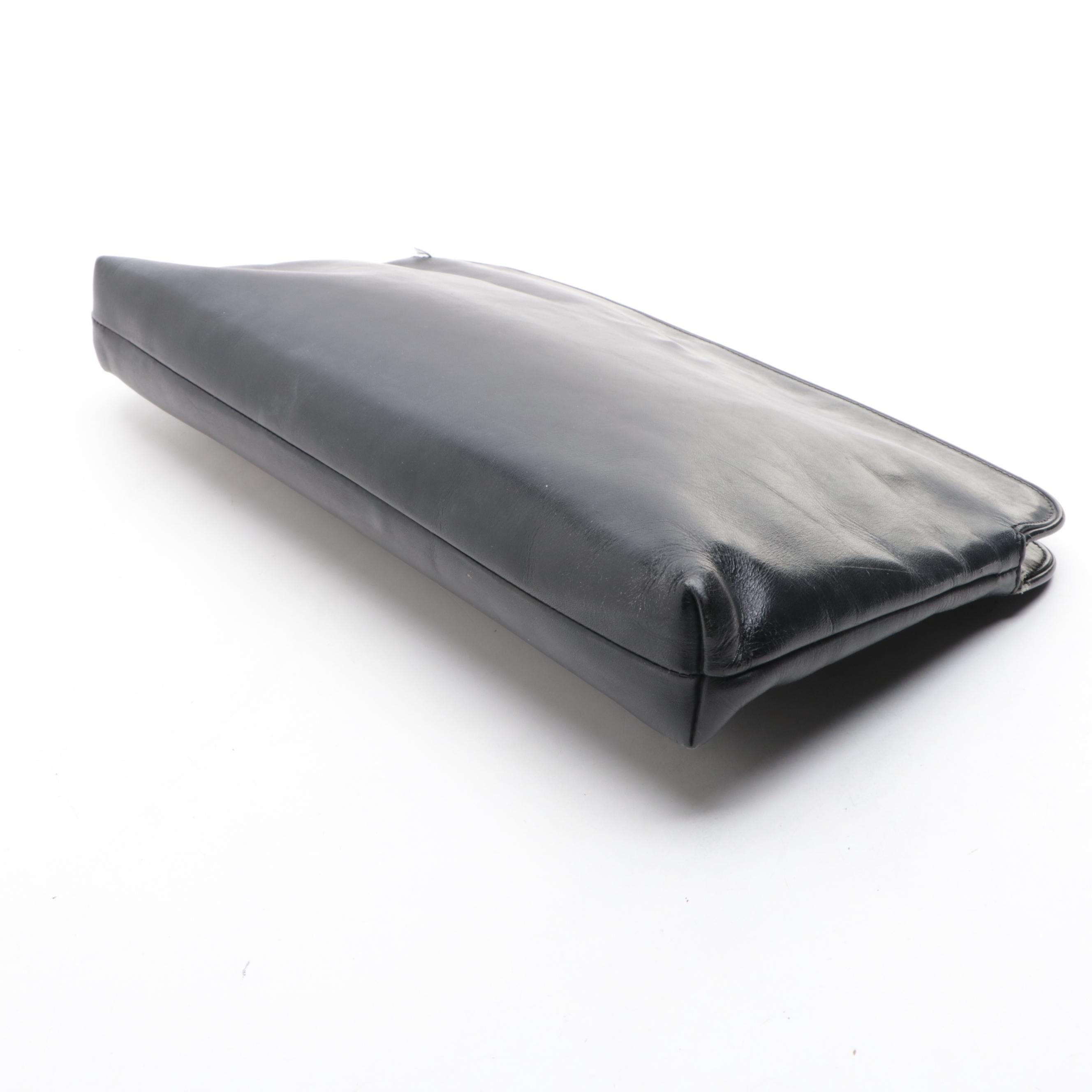 Sac Givenchy Clutch in Black Leather