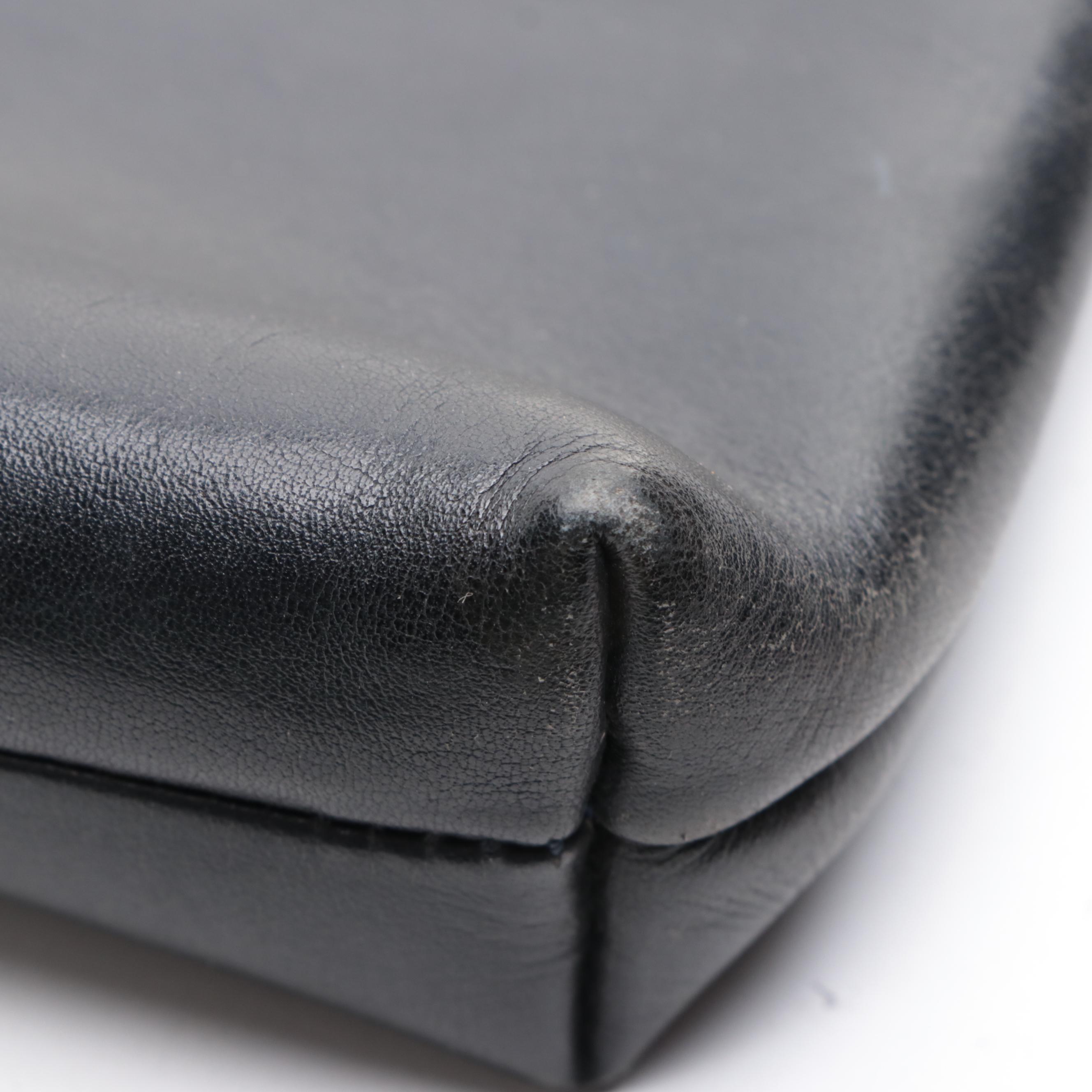 Sac Givenchy Clutch in Black Leather