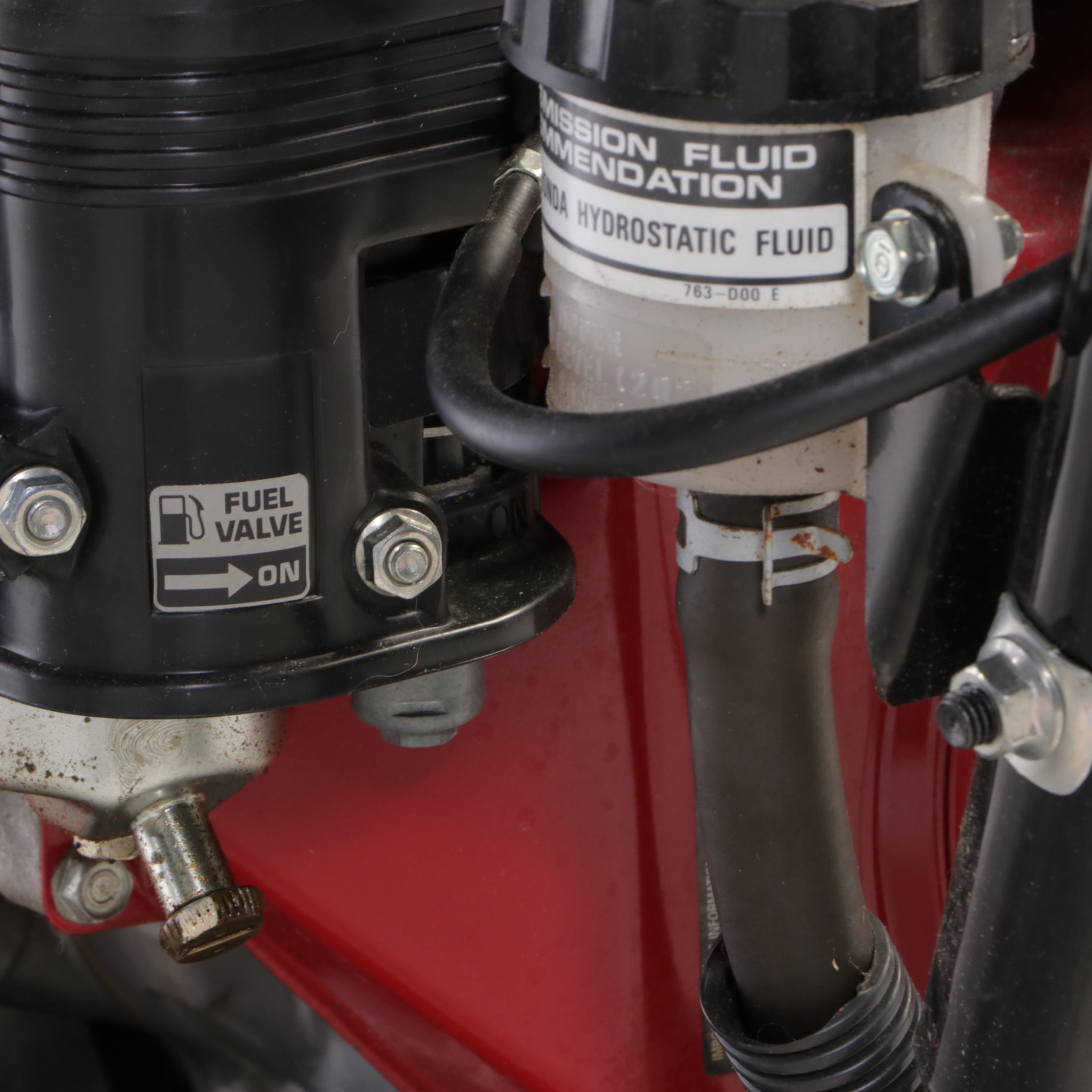 Honda HS928 Two-Stage Self-Propelled Snow Blower