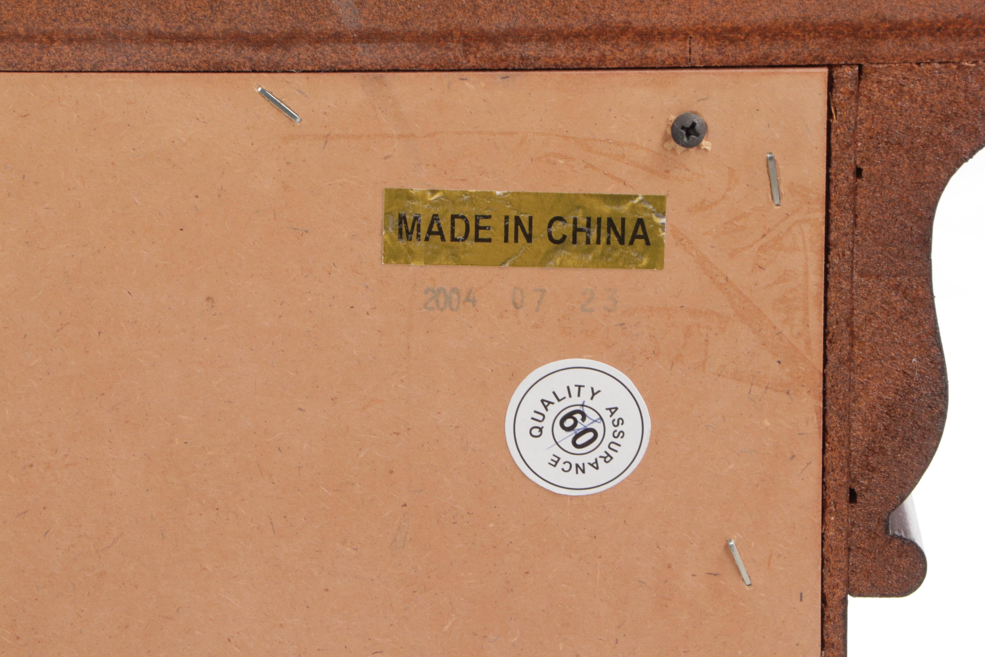 Legacy Classic Furniture Queen Anne Style Mahogany Sideboard