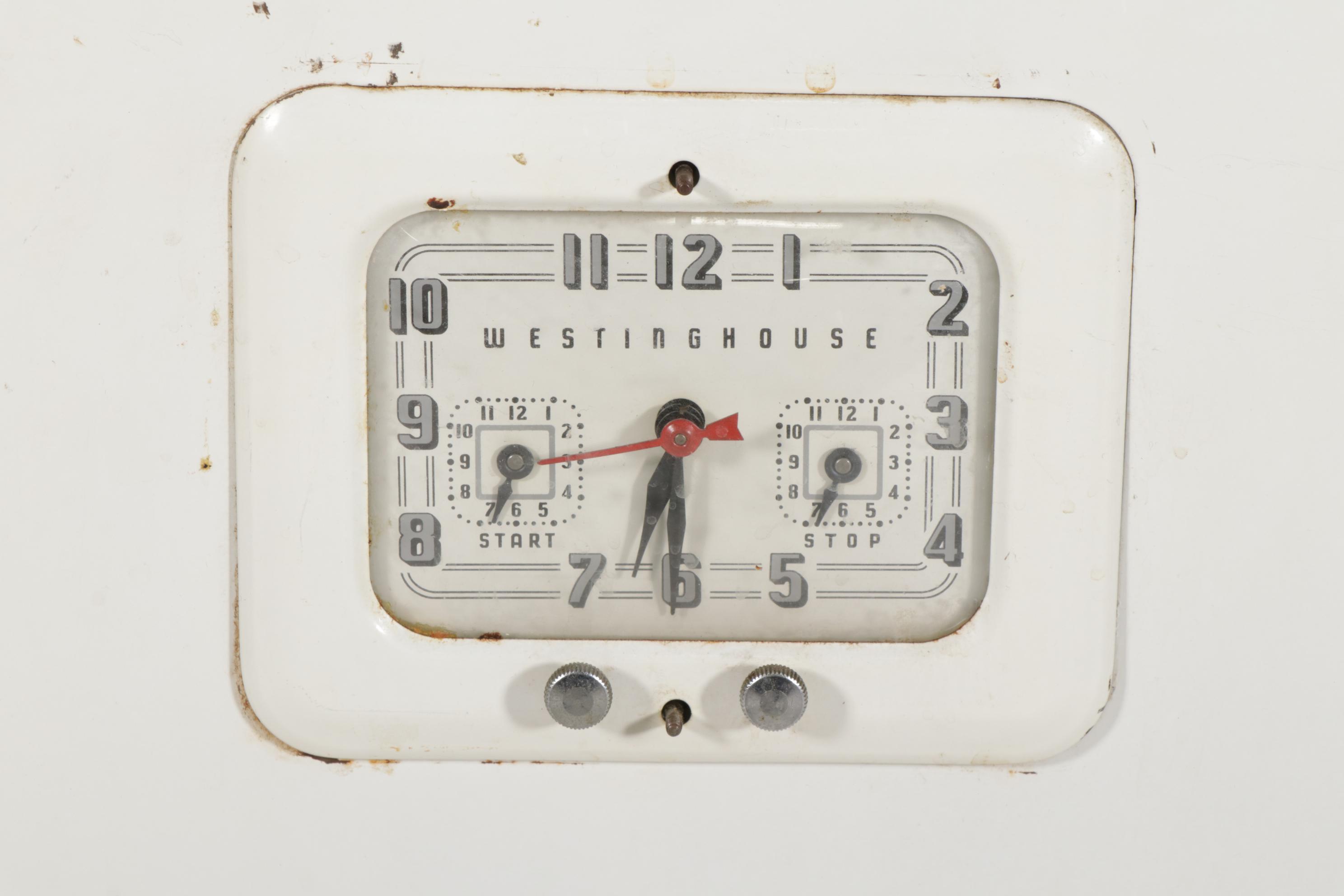 Hamilton Beach Electric Roaster Oven on Westinghouse Cabinet Stand