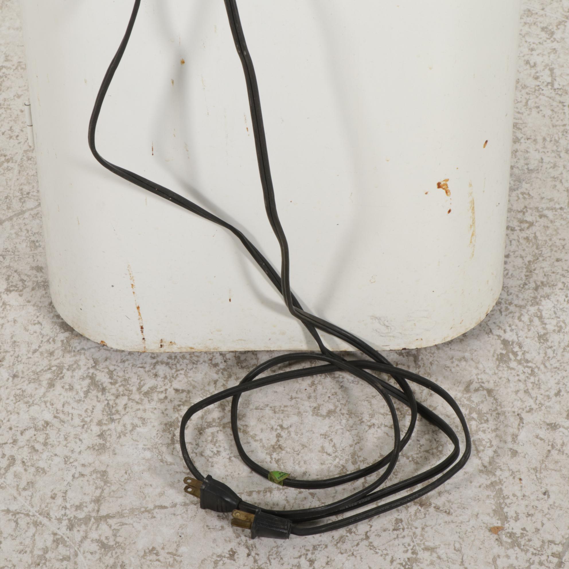 Hamilton Beach Electric Roaster Oven on Westinghouse Cabinet Stand