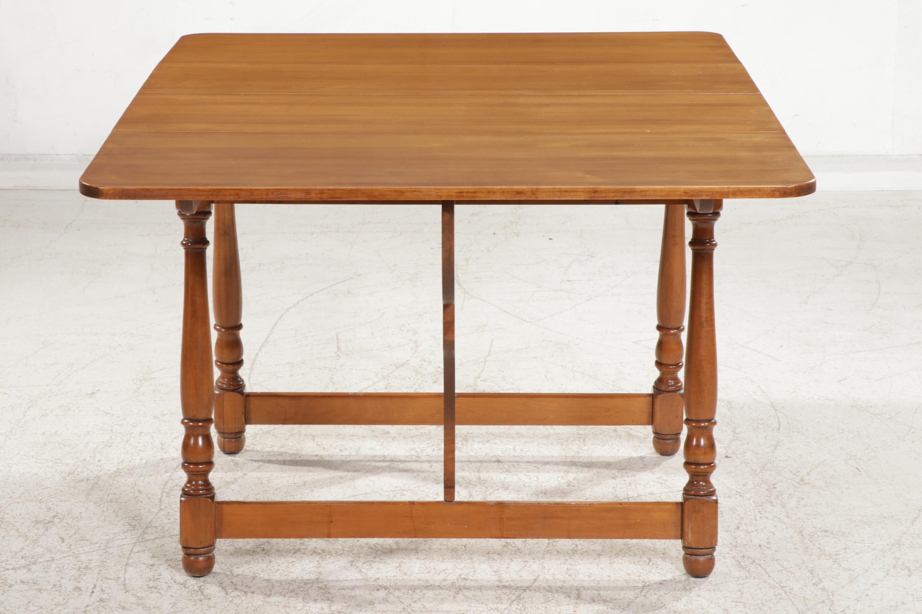 Maple Drop Leaf Dining Table, Late 20th Century