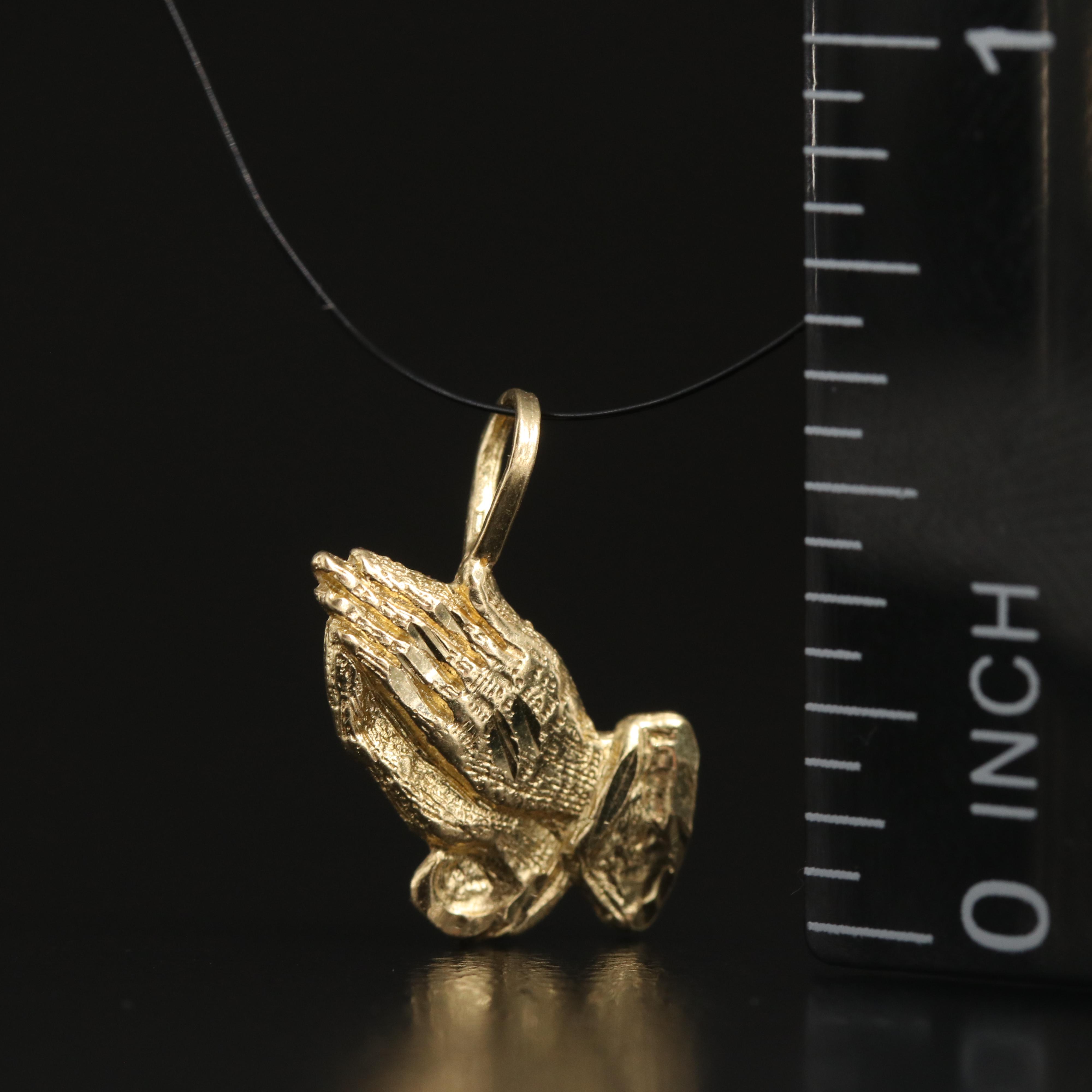 14K Praying Hands Pendant