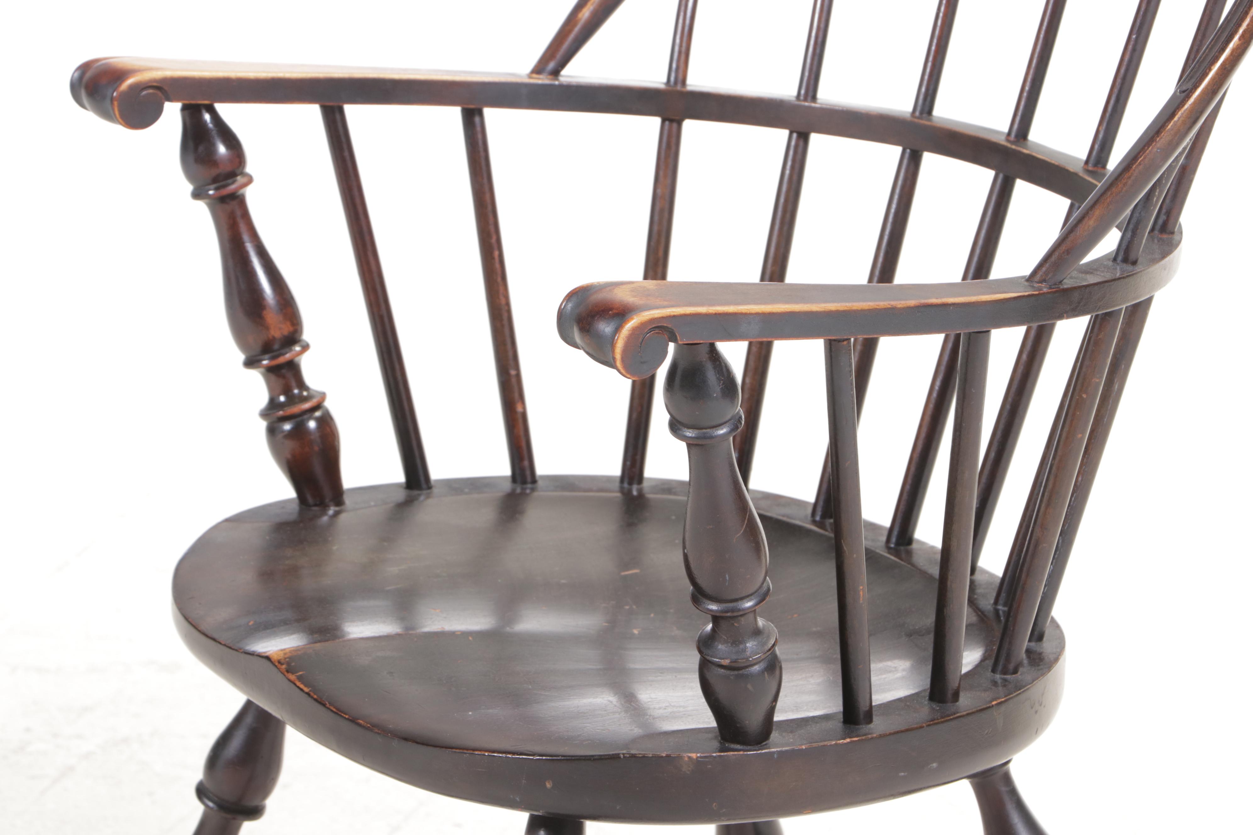 American Colonial Revival Sack-Back Windsor Armchair, Early 20th Century