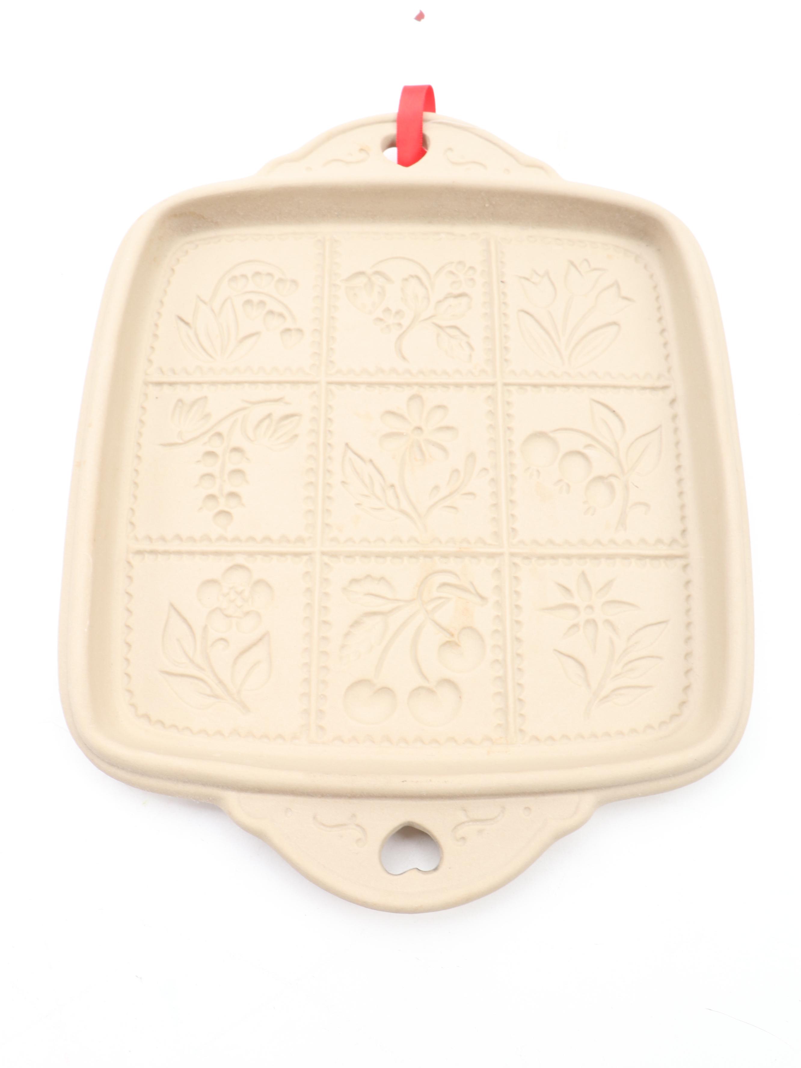 German Römertopf Clay Cooker with Garlic Baker and Shortbread Pan