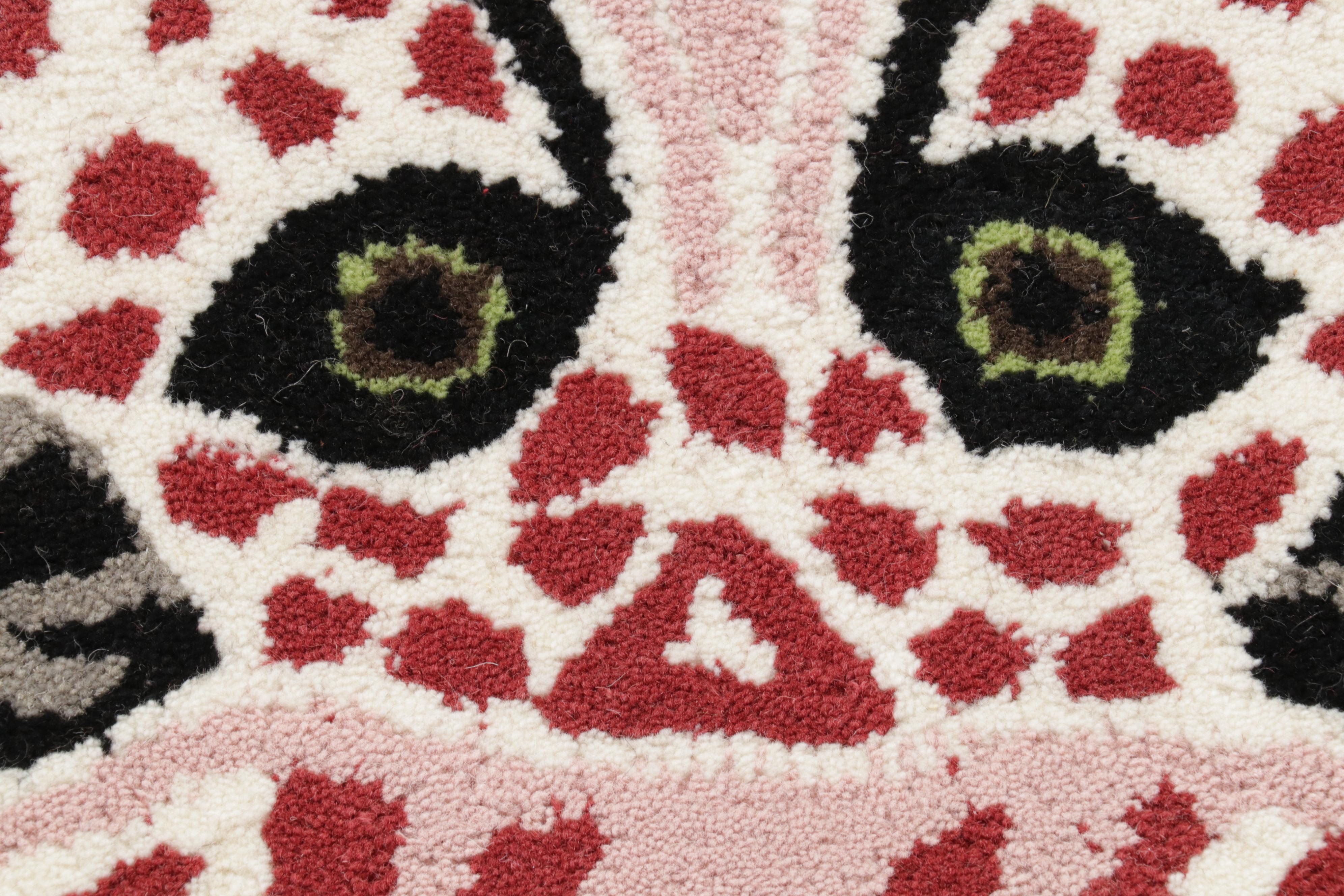 3'1 x 5' Hand-Tufted Indian Pictorial Leopard-Shaped Area Rug