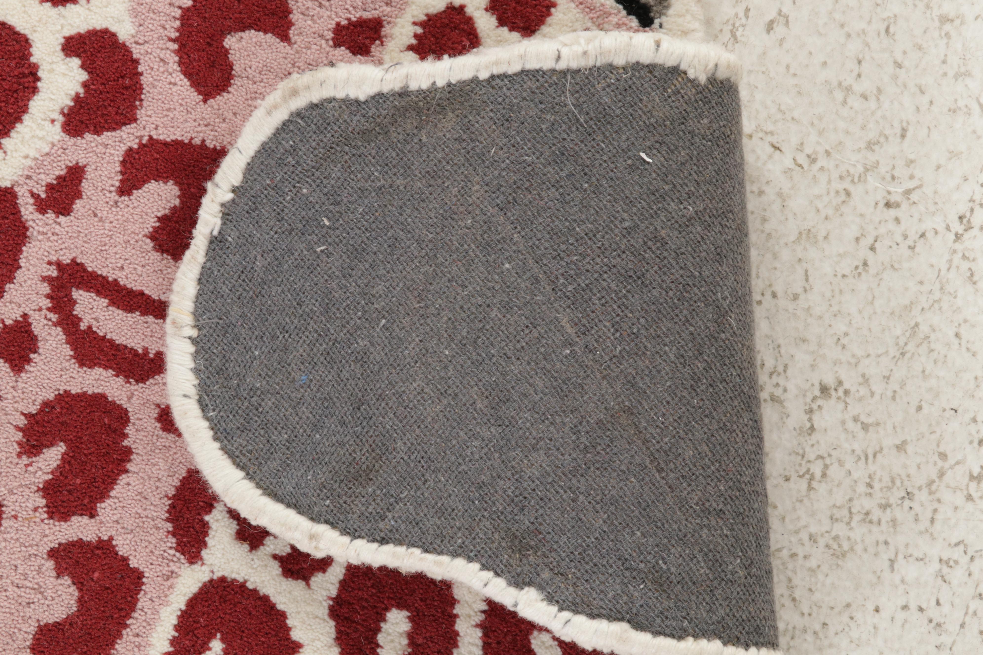 3'1 x 5' Hand-Tufted Indian Pictorial Leopard-Shaped Area Rug