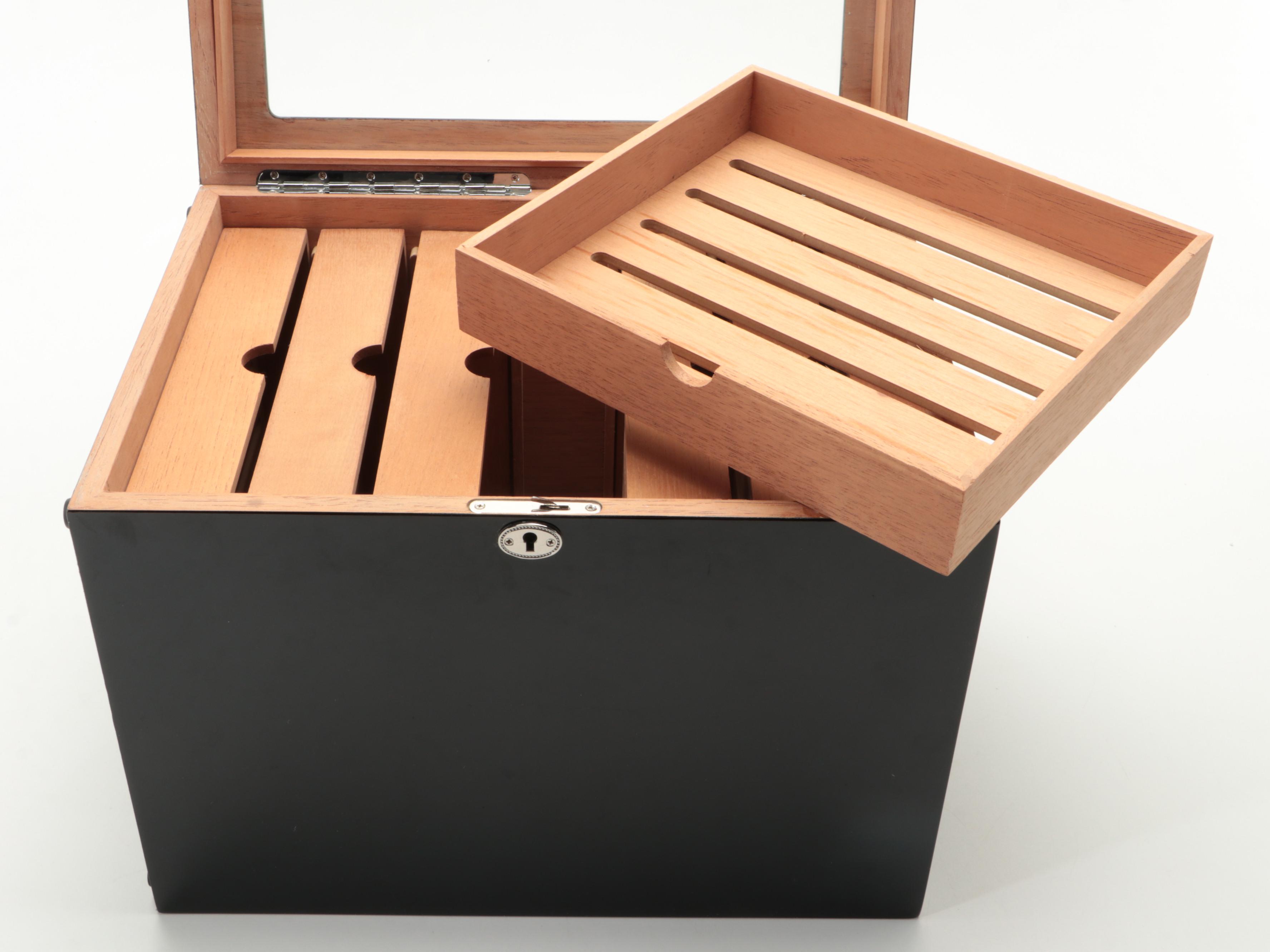 Contemporary Black Lacquered Humidor
