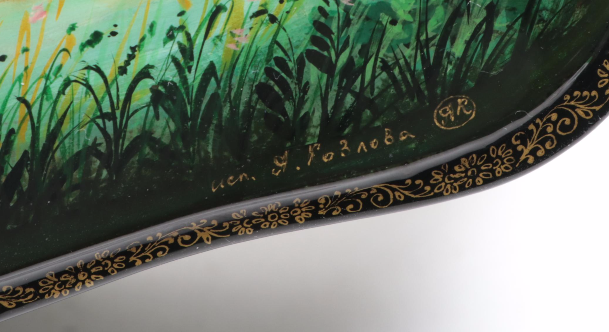 Russian Fedoskino Hand-Painted Lacquerware Box