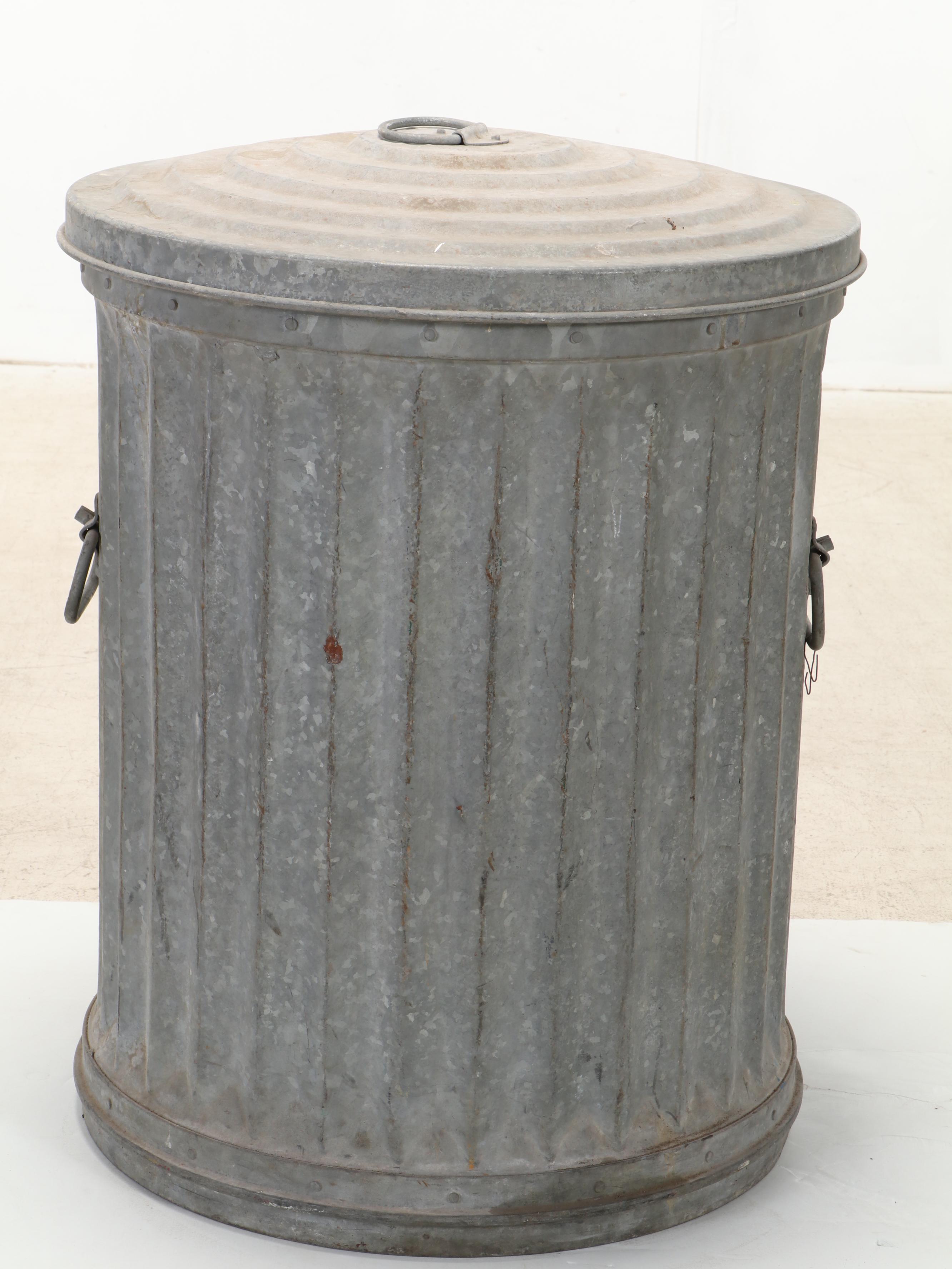 Witt 33 Gallon Galvanized Trash Can, Late 20th Century