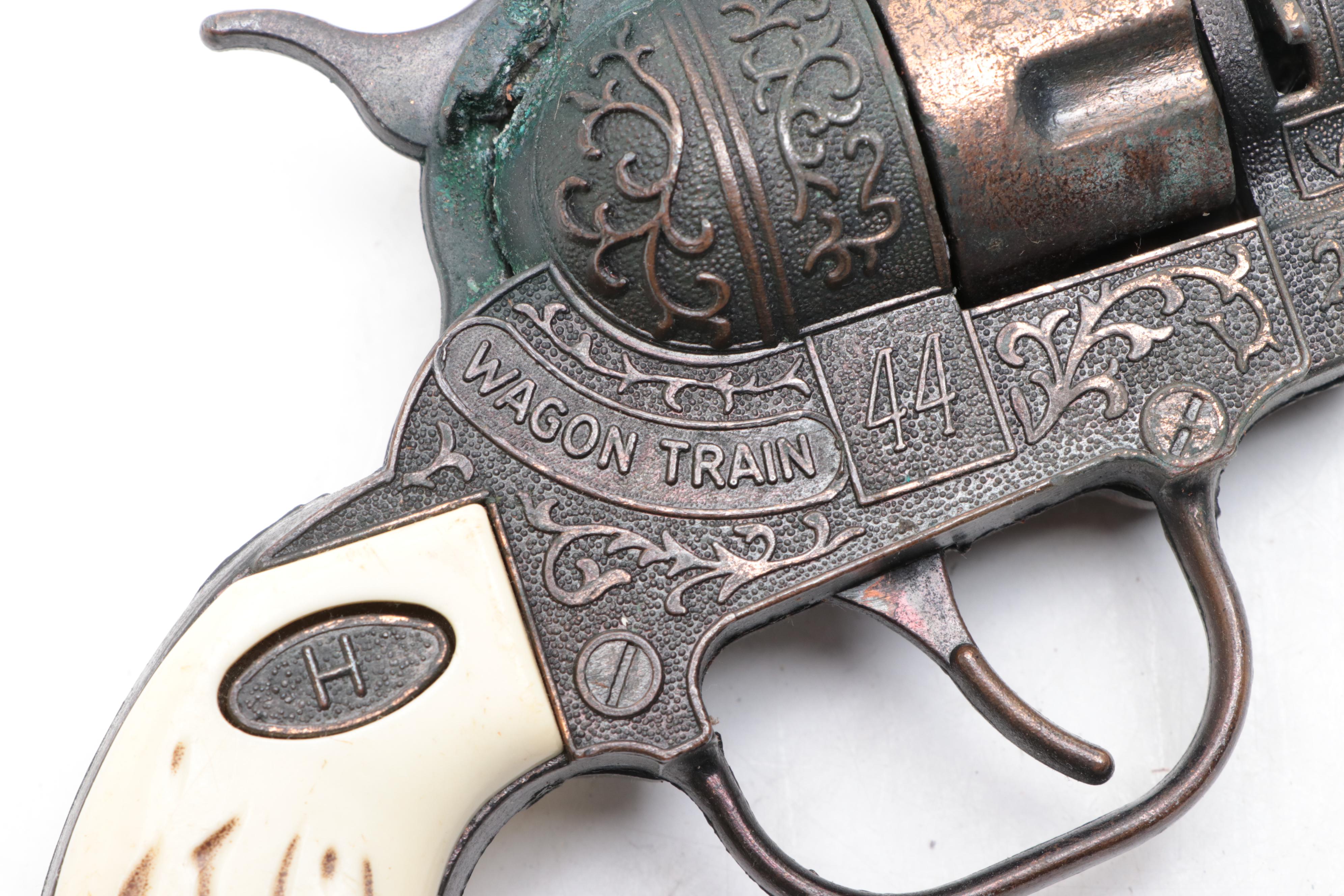 Hubley, Leslie Henry and Other Toy Guns and Holster, Mid-20th Century