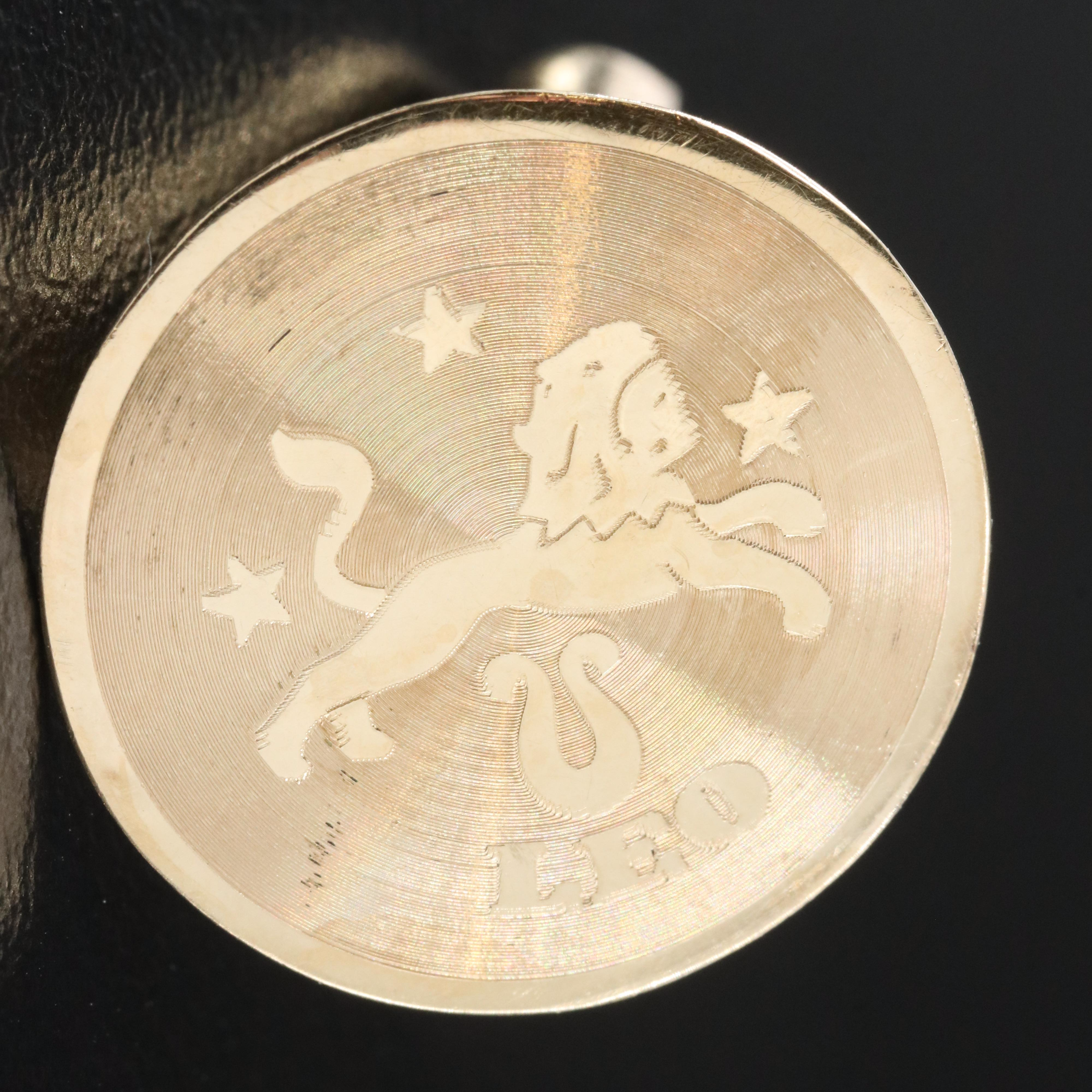 10K Leo Cufflinks