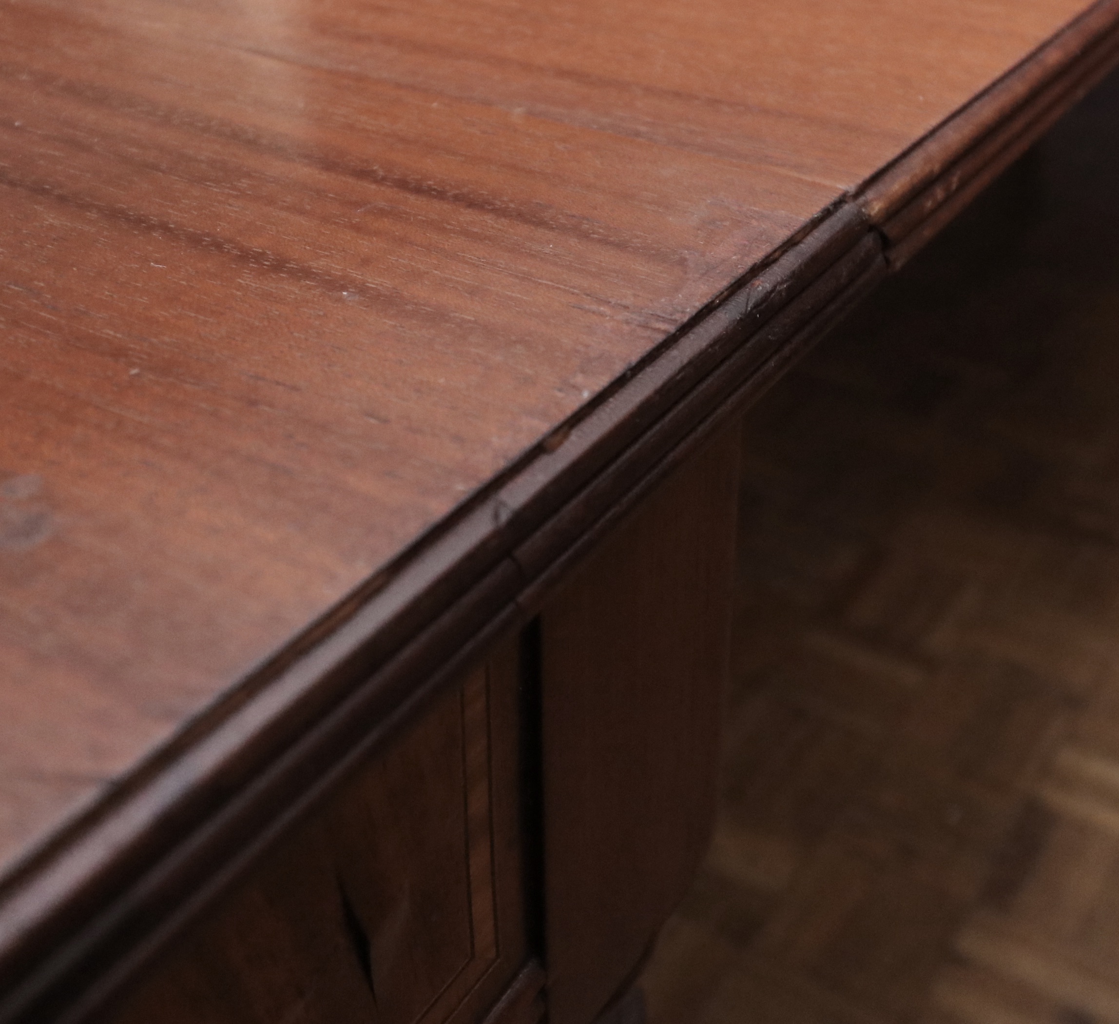 Federal Style Expandable Drop-Leaf Center Table with D-End Console Tables