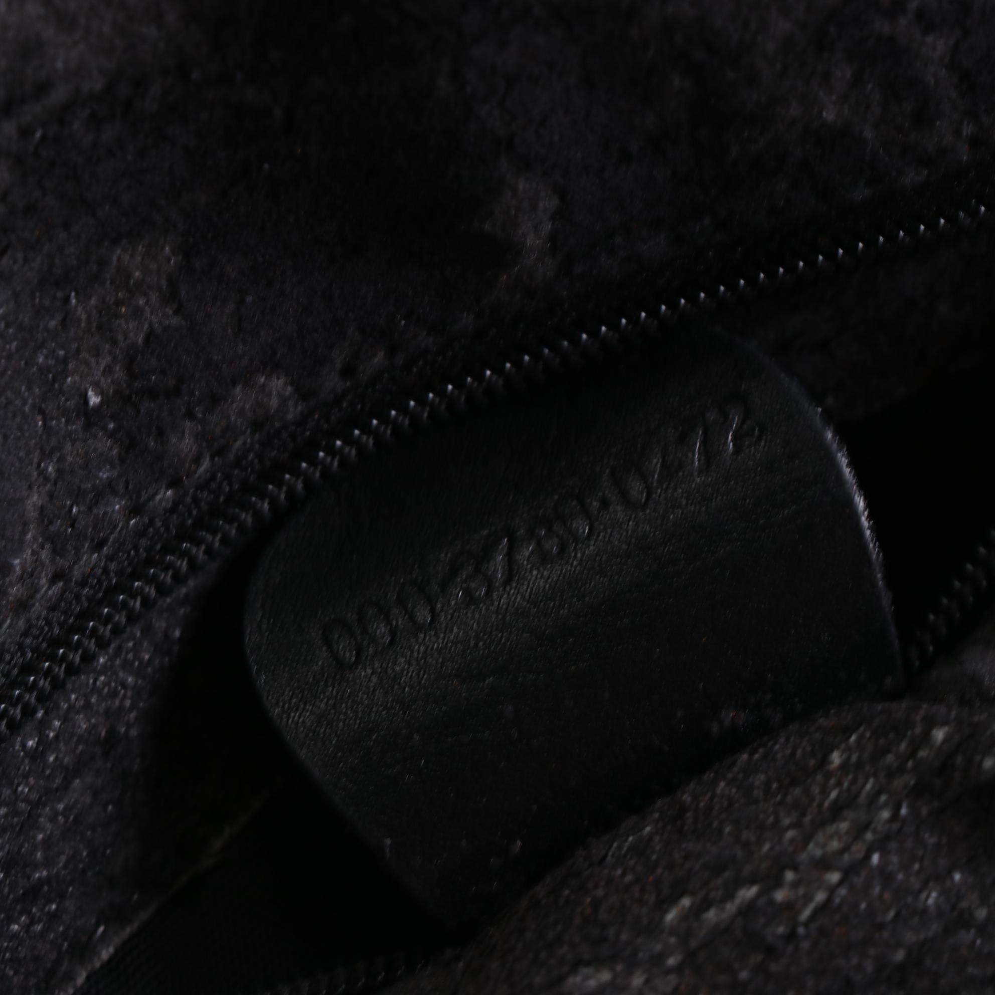 Gucci Domed Top Handle Bag in Black Leather with Bamboo Zip