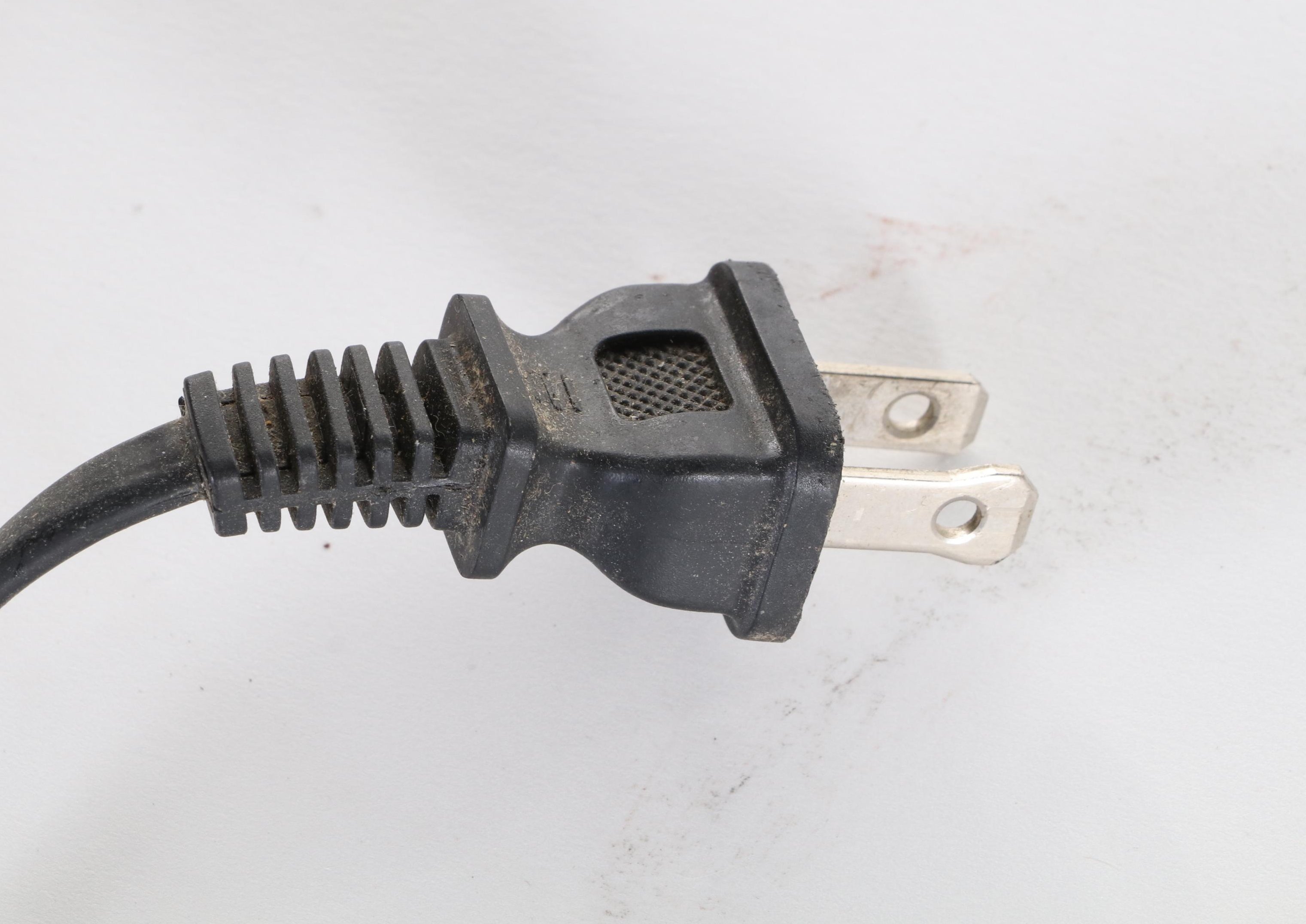 Wurlitzer Mini Jukebox Style Tabletop CD Player With Radio, 2000