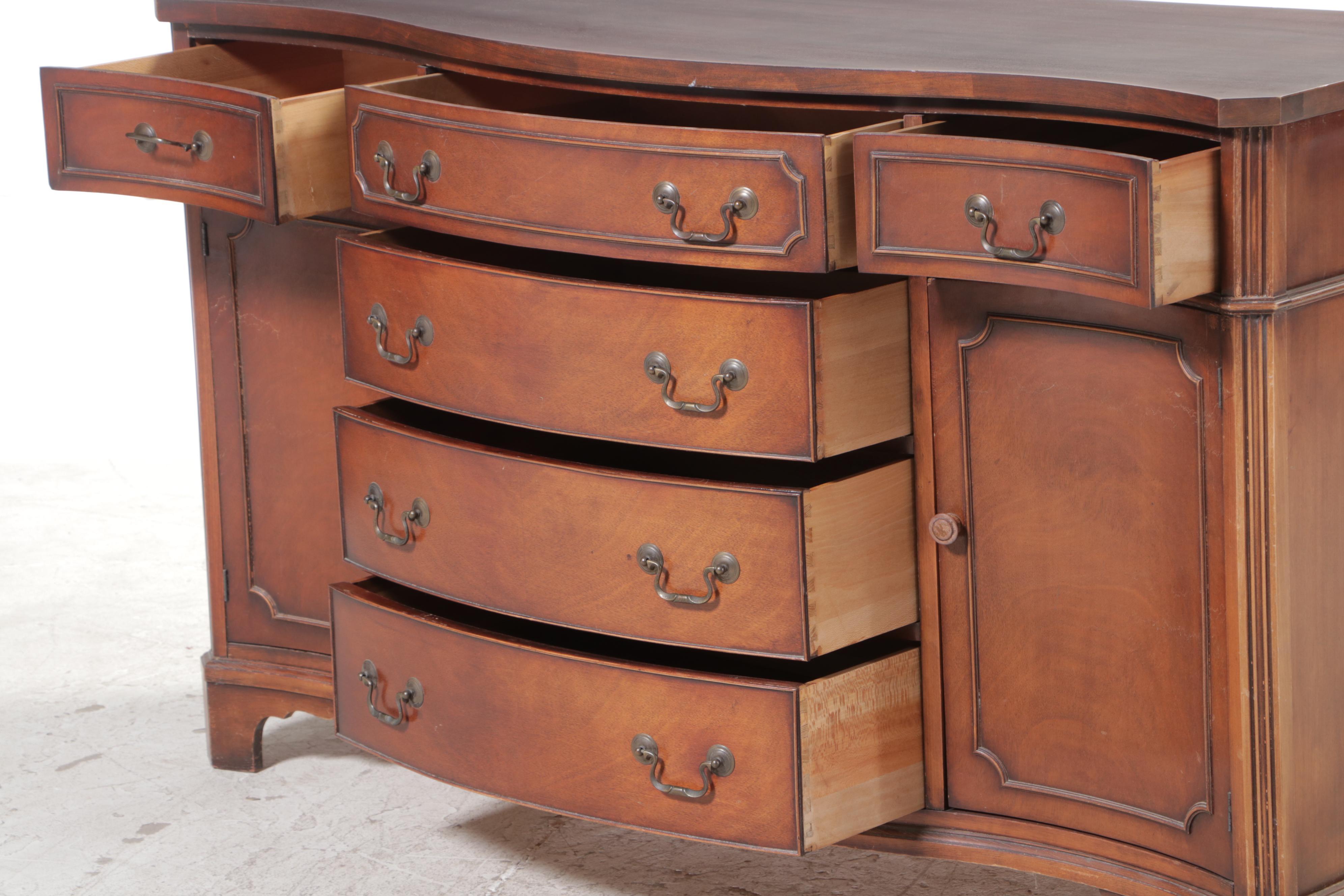 Federal Style Mahogany Serpentine-Front Sideboard