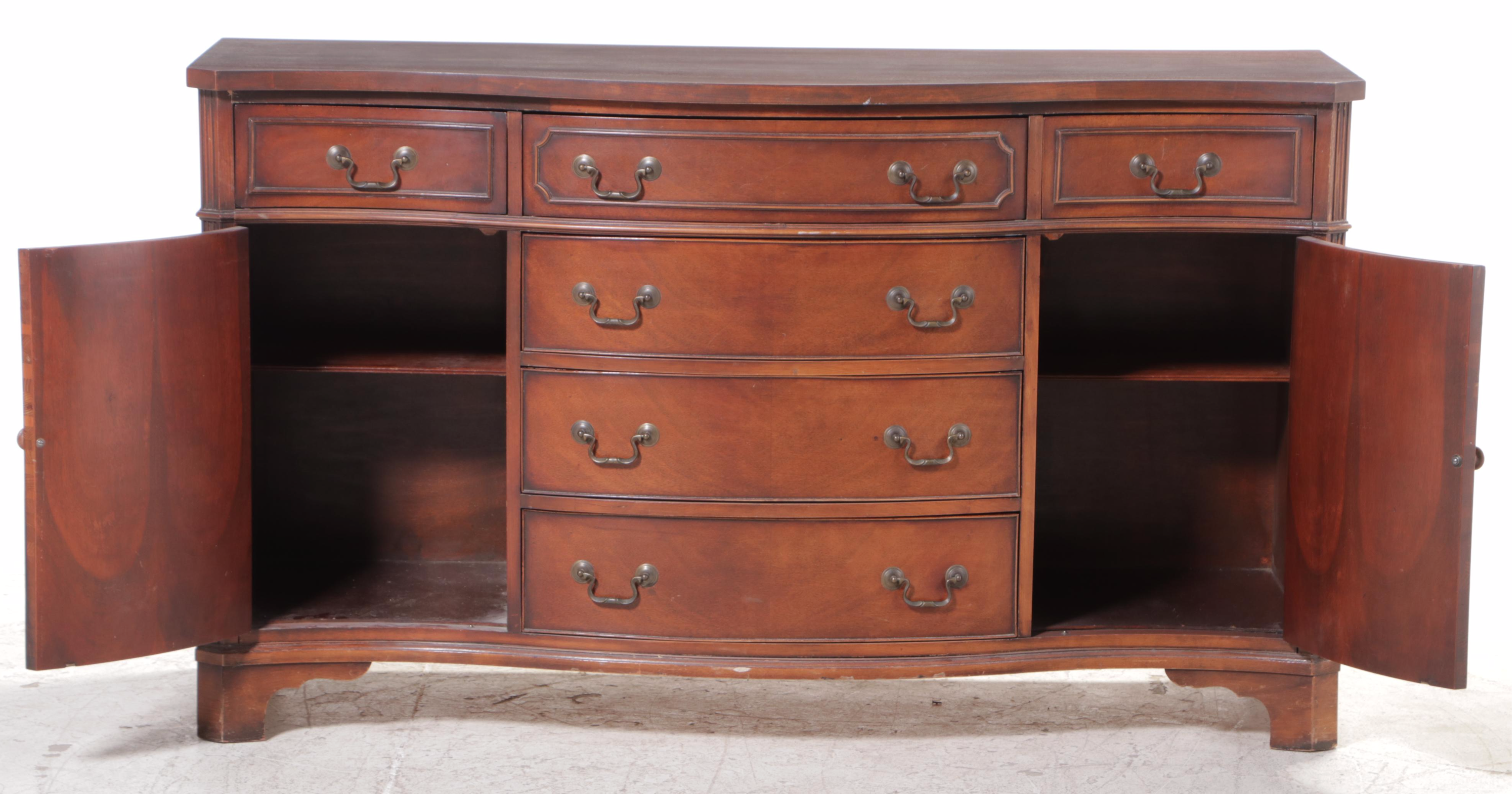 Federal Style Mahogany Serpentine-Front Sideboard