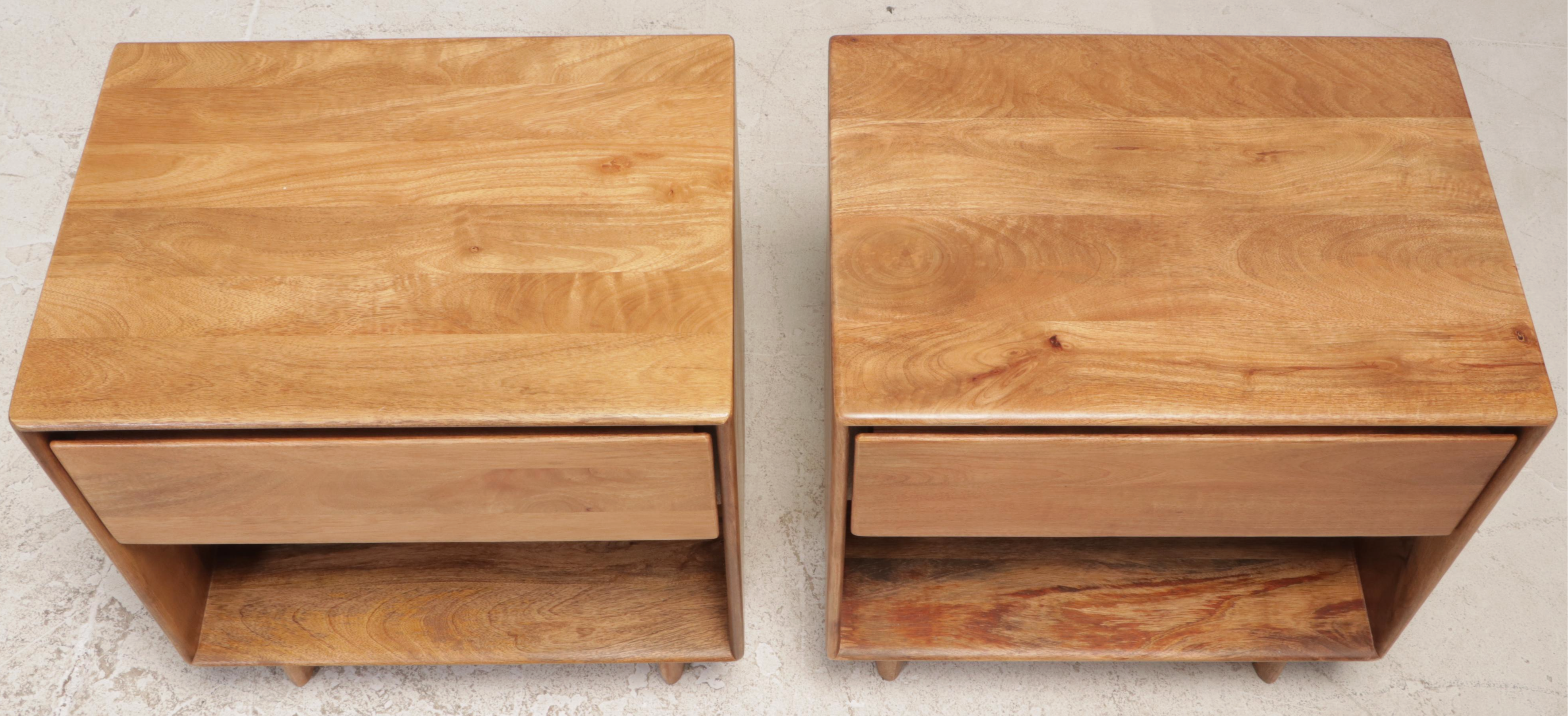 Pair of Williams-Sonoma Modern Style Mangowood End Tables