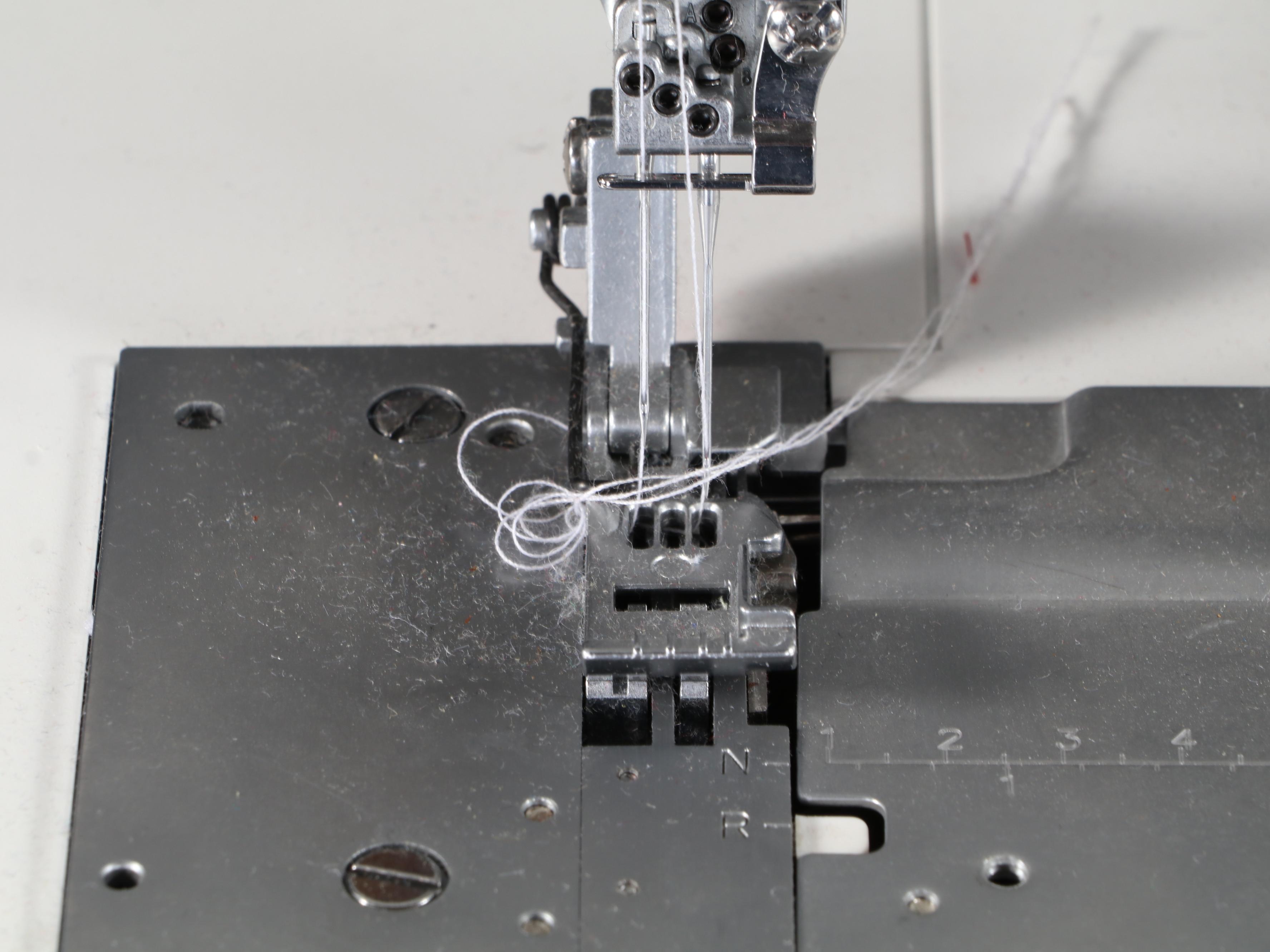 Pfaff Coverlock 4.0 Sewing Machine with Accessories