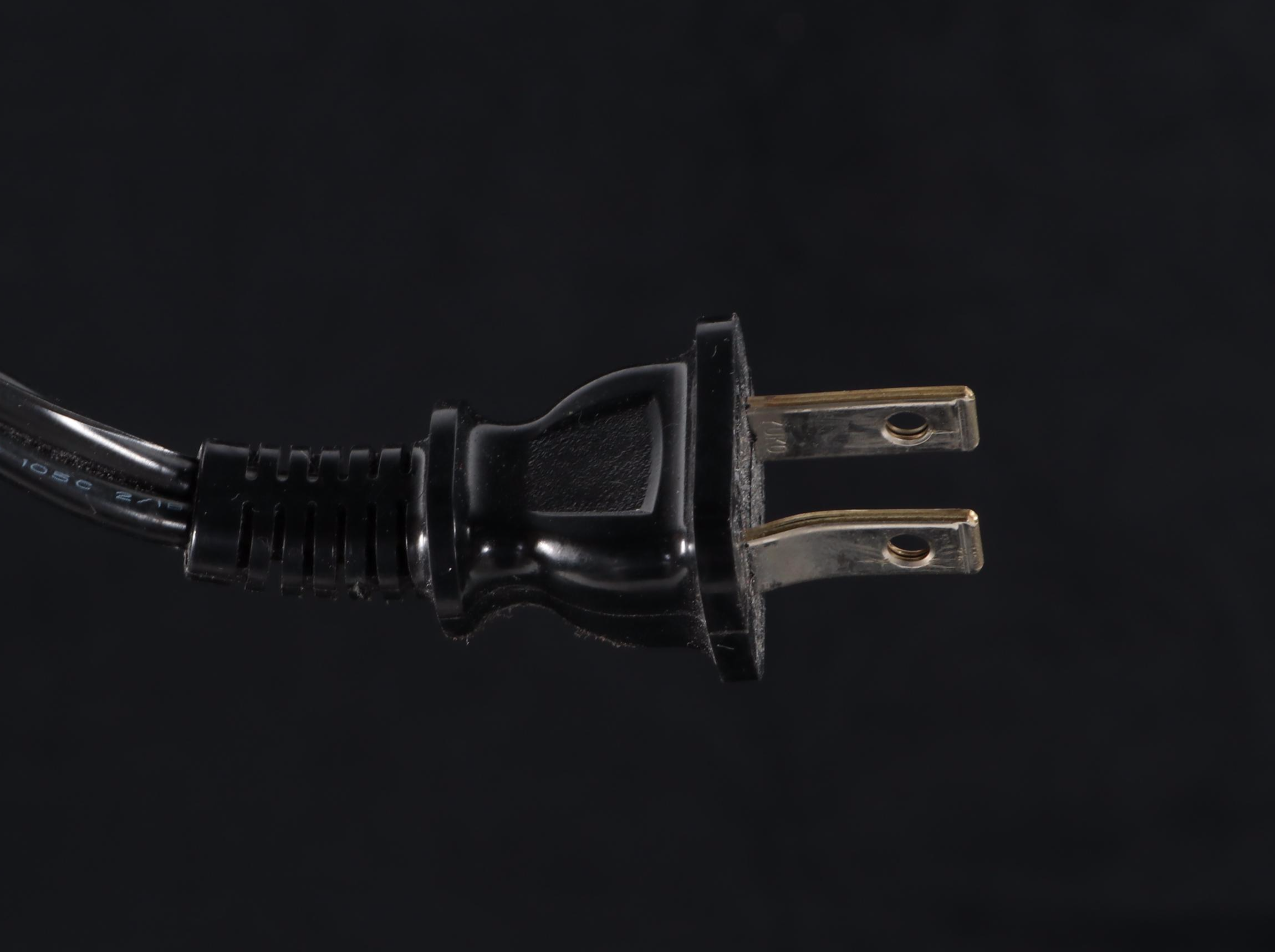 Pfaff Coverlock 4.0 Sewing Machine with Accessories