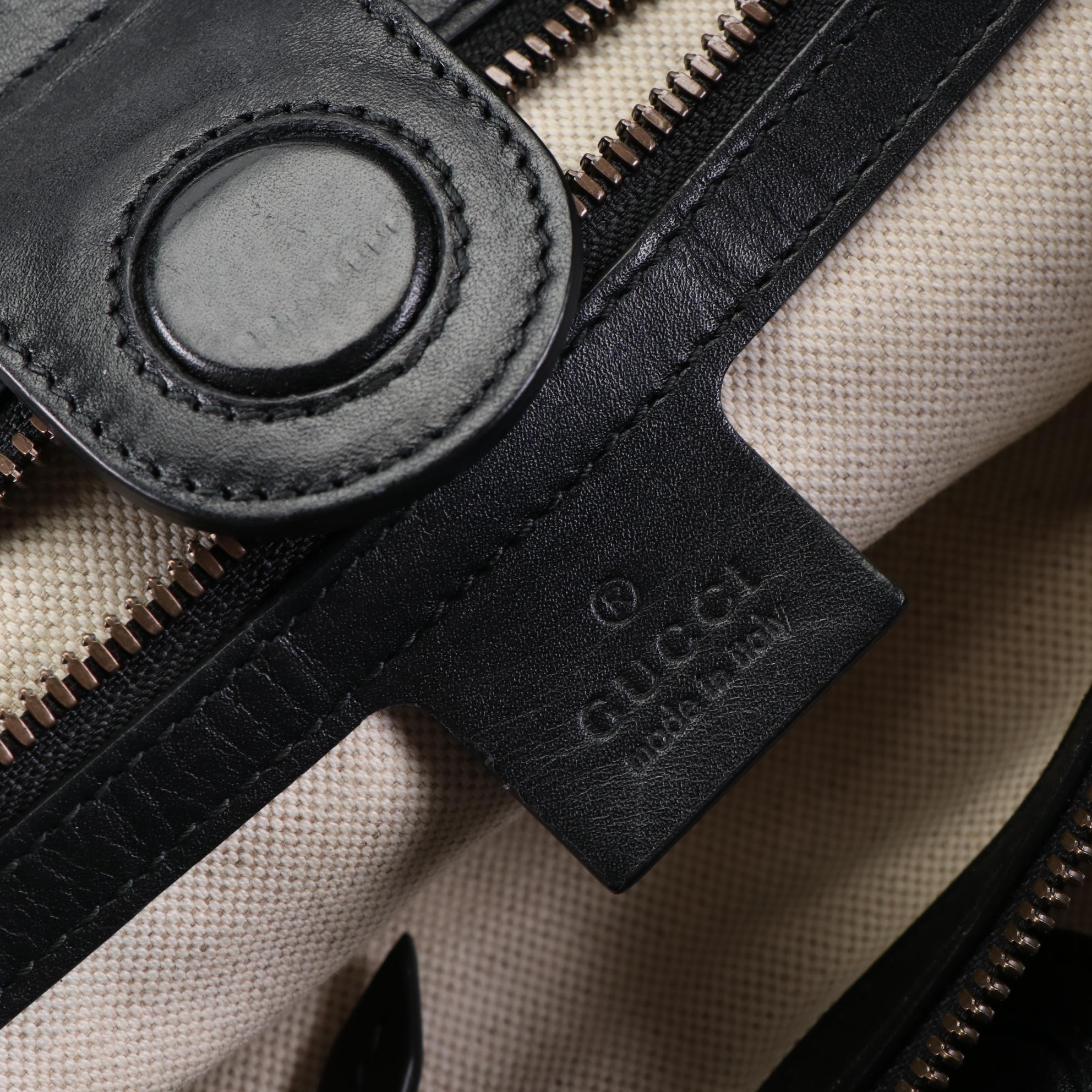 Gucci Two-Way Tote in Bee Print Supreme Canvas with Leather Trim