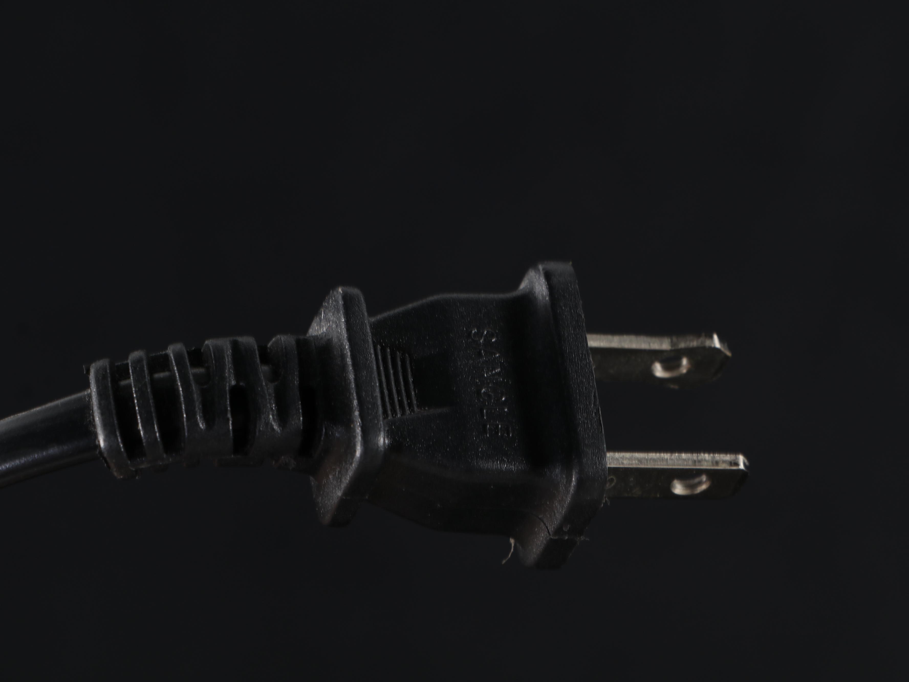 Bernina Aurora 440 Quilter's Edition Sewing Machine with Manual and Accessories