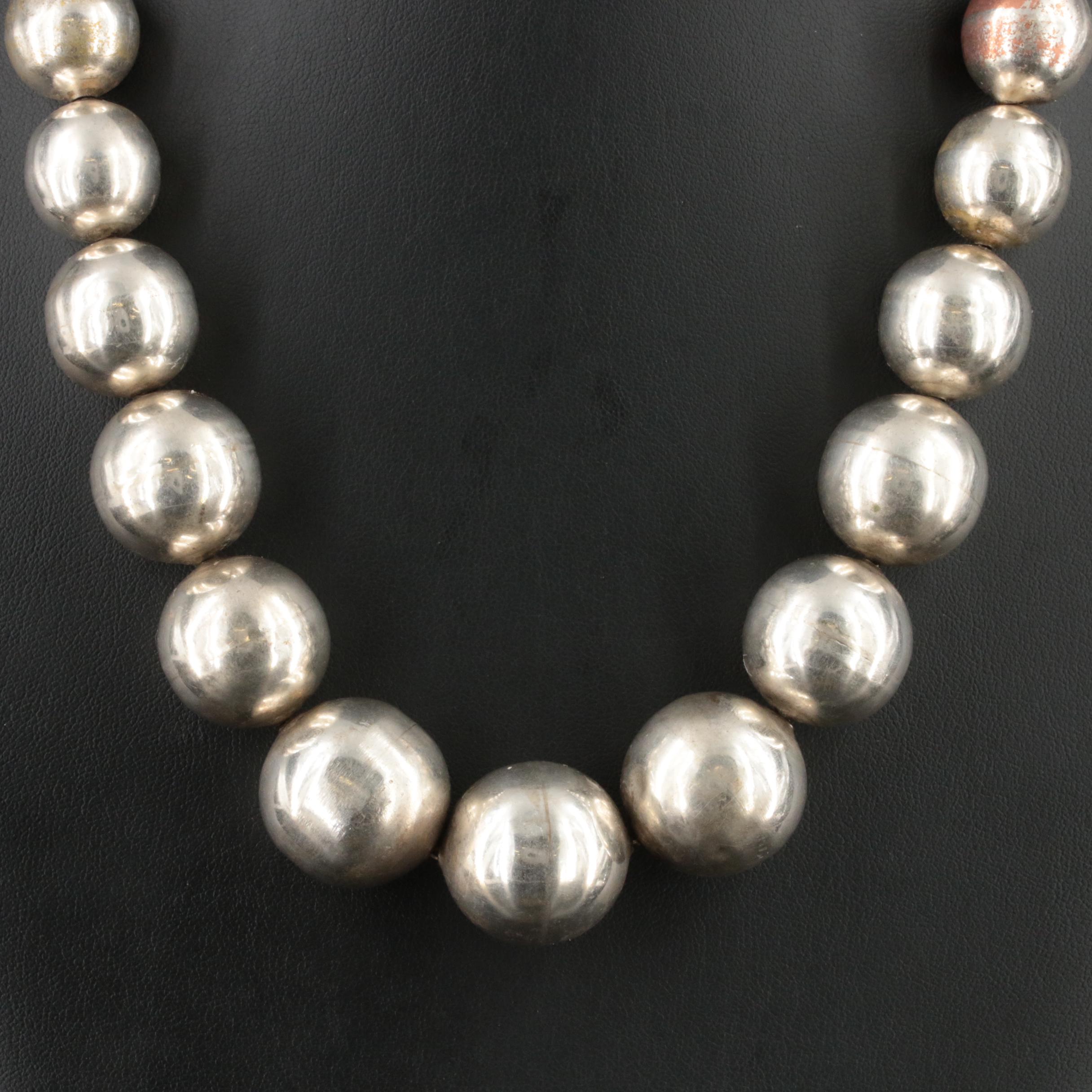 Graduated Bead Necklace