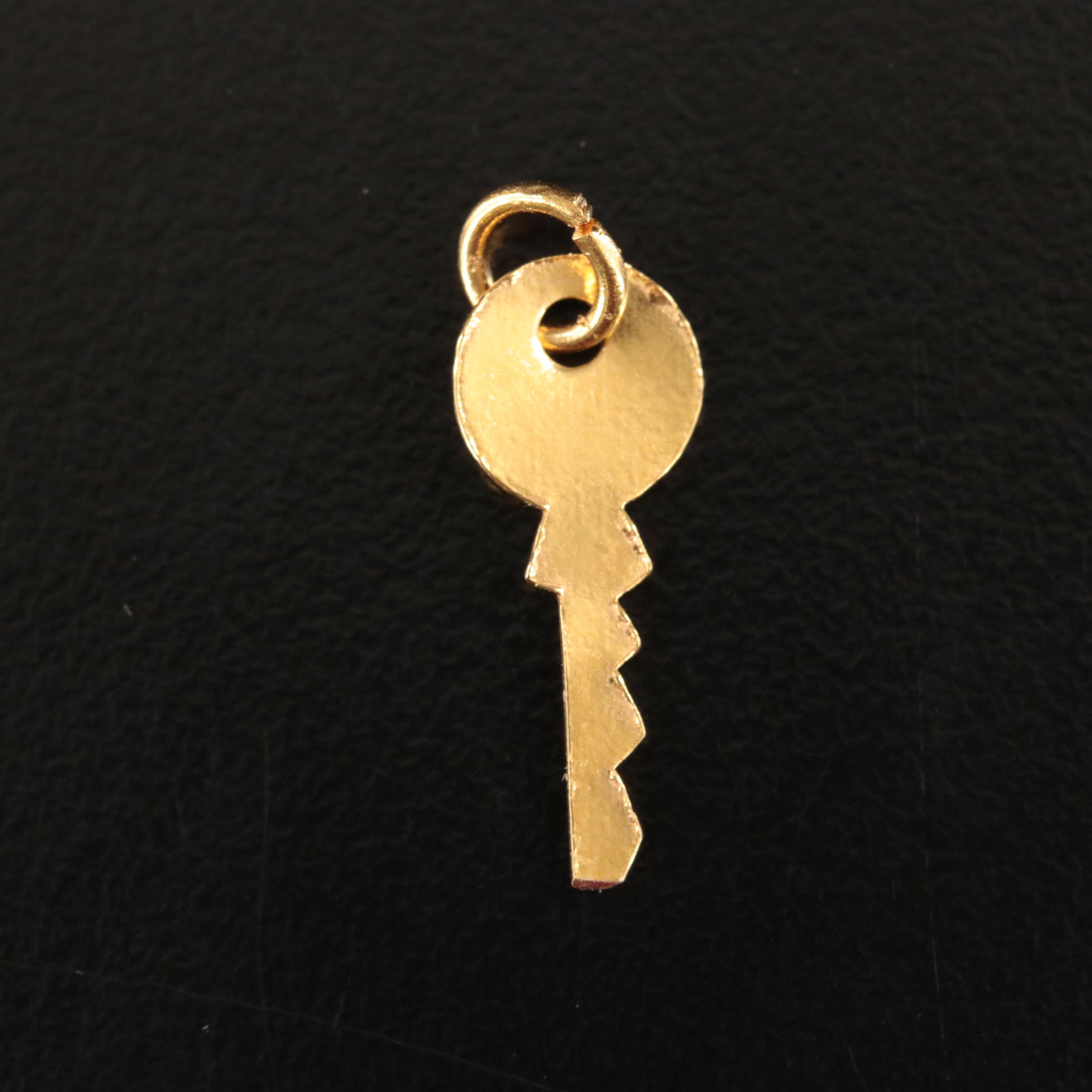 21K Key Charm