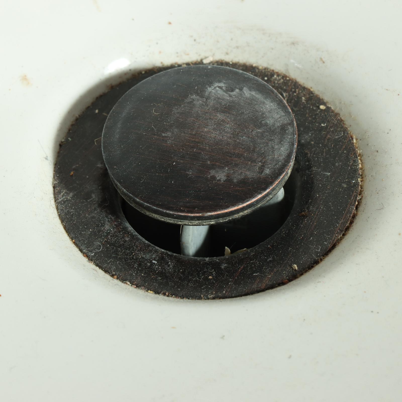 Mansfield Contemporary White Porcelain Pedestal Sink With Faucet