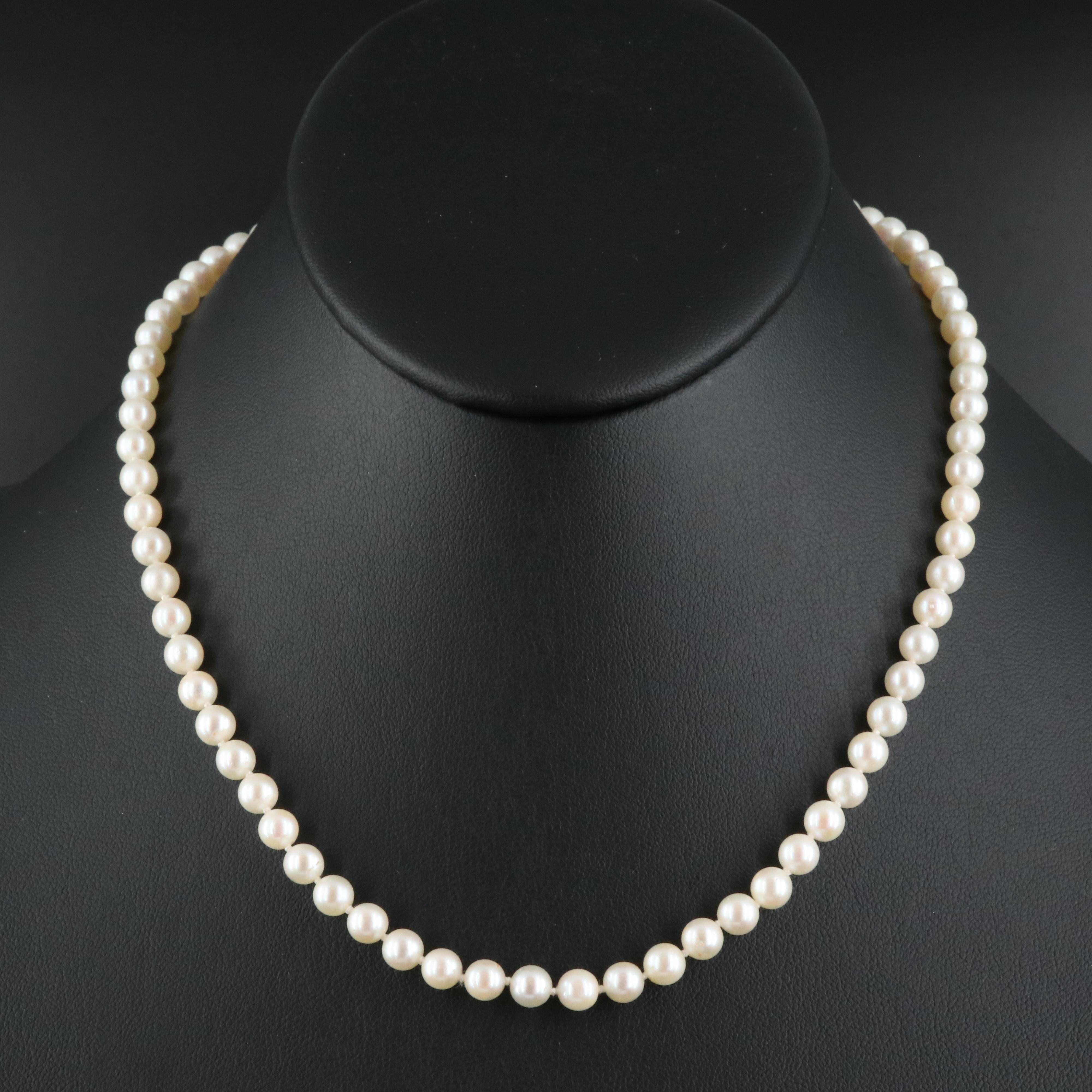 Pearl Necklace with Mikimoto Pearl Clasp