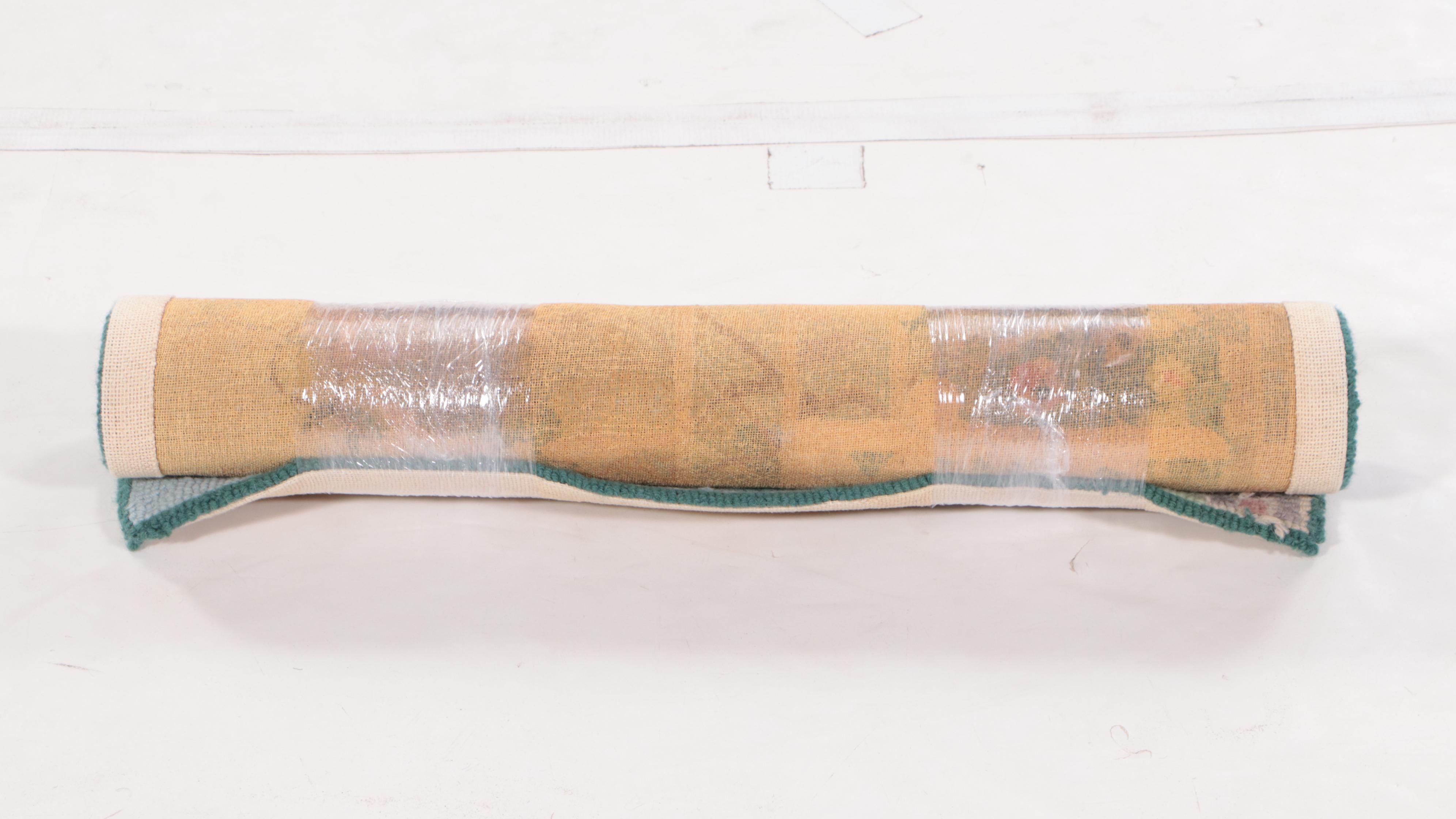 2'4 x 3'5 Hand-Hooked Claire Murray Pictorial Accent Rug